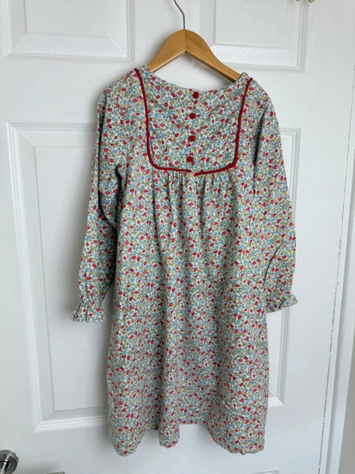 Cath Kids Ditsy Floral Long Sleeve Dress - Girls 7 - 8 Years - Little Ones Preloved. Second Hand Children's & Preloved Baby, Kids, Girls & Boys Clothes. UK online