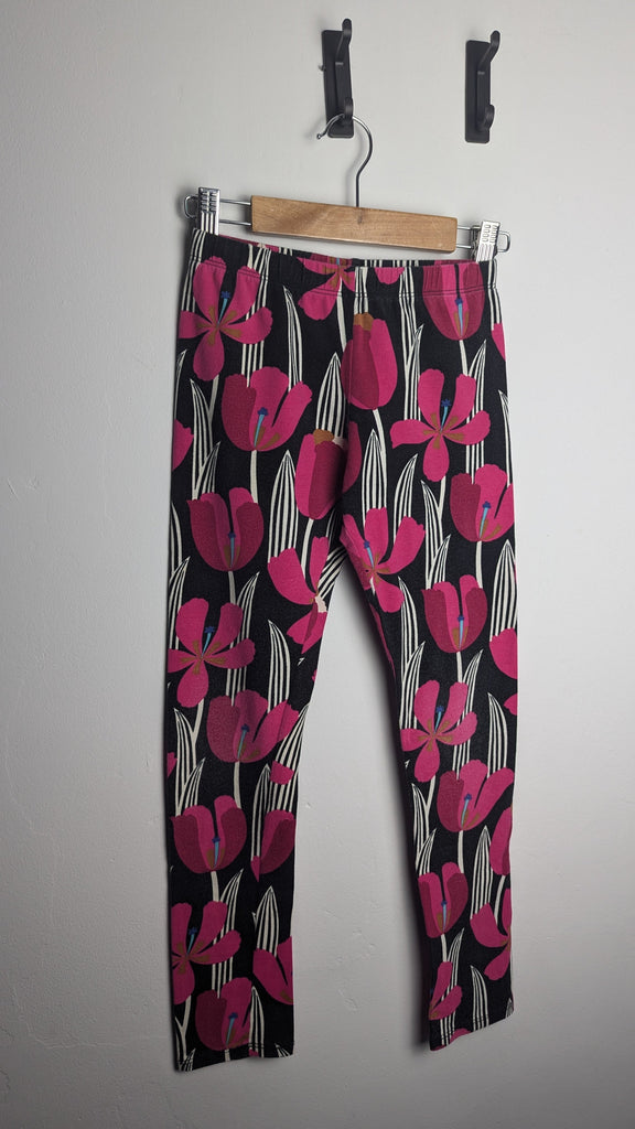 Catimini Black & Pink Floral Leggings - Girls 10 Years Little Ones Preloved Used, Preloved, Preworn Baby, Girls & Boys Clothes. Kids & Children's second hand Clothing UK Online. Cheap affordable. Brands including Next, Joules, Nutmeg Morrisons, TU, F&F, H&M.