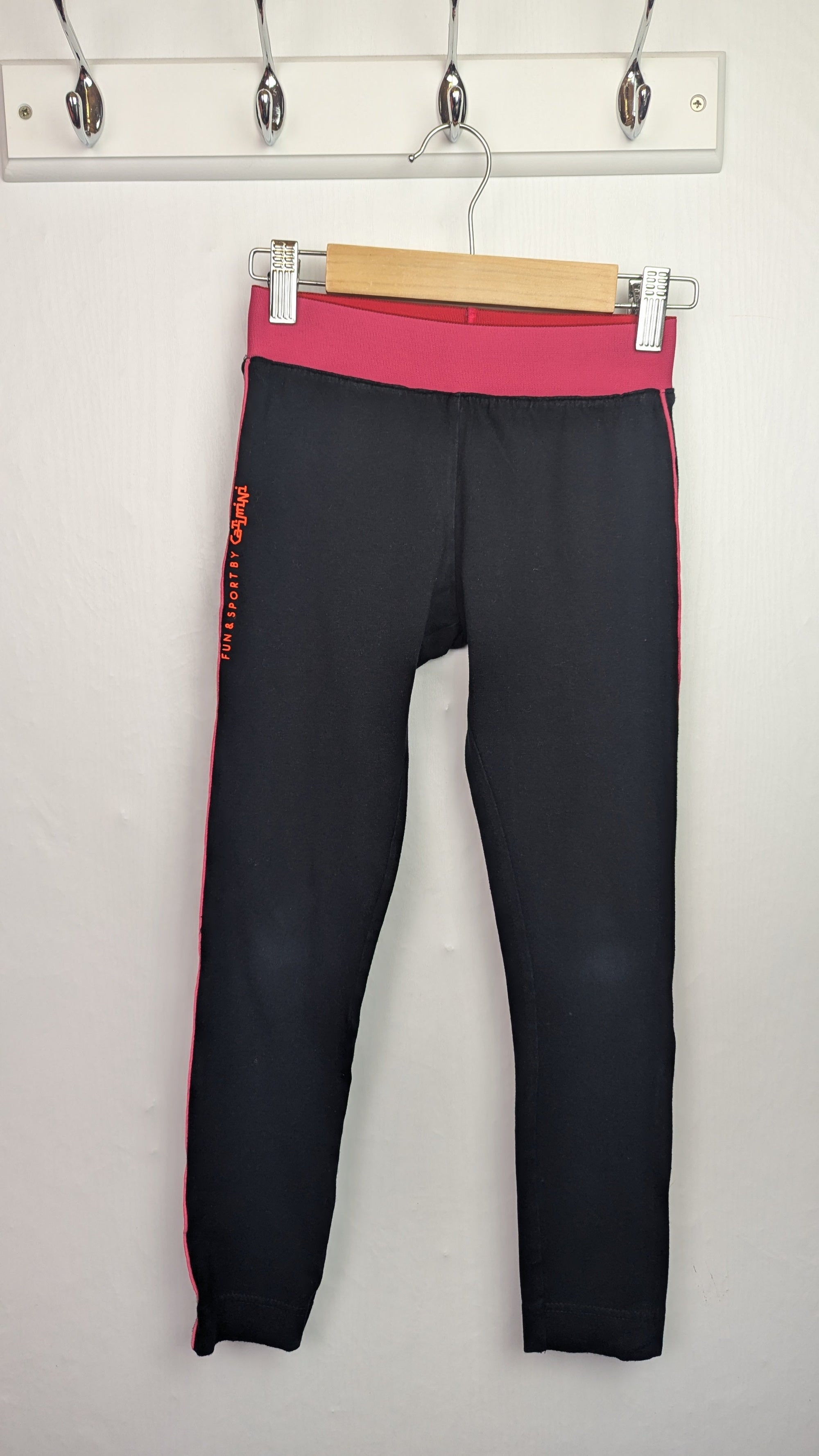 Catimini Black & Pink Sports Leggings - Girls 10 Years - Little Ones Preloved. Second Hand Children's & Preloved Baby, Kids, Girls & Boys Clothes. UK online
