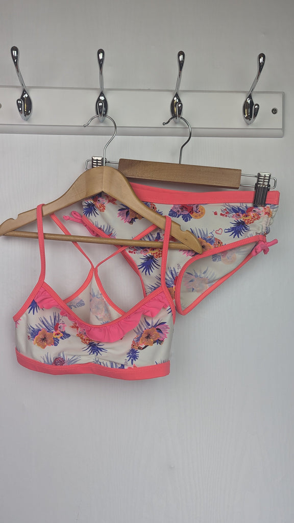 Catimini White & Pink Floral Bikini - Girls 8 Years Catimini Used, Preloved, Preworn & Second Hand Baby, Kids & Children's Clothing UK Online. Cheap affordable. Brands including Next, Joules, Nutmeg Morrisons, TU, F&F, H&M.