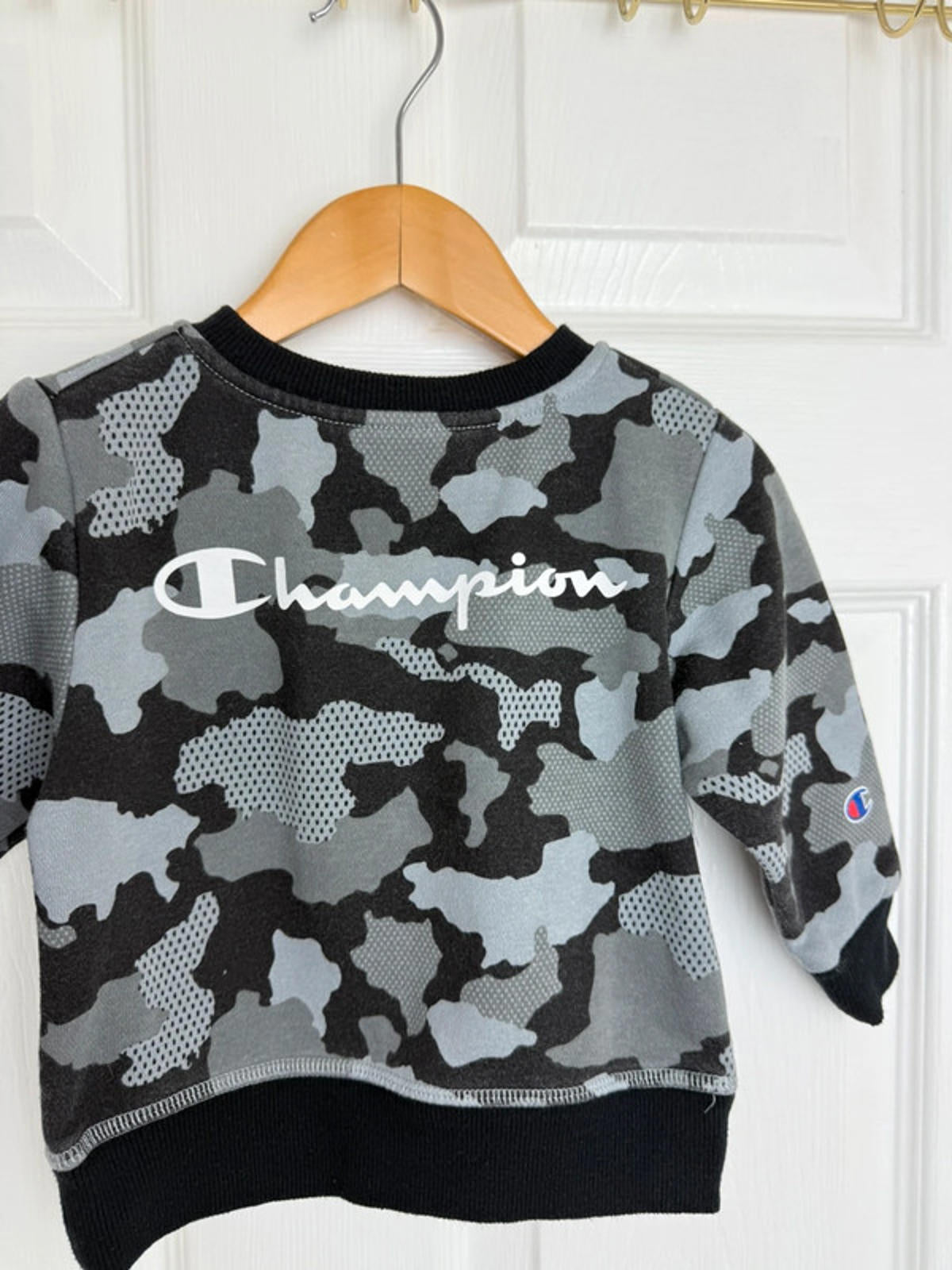 Champion Grey Camo Jumper - Boys 12 Months - Little Ones Preloved. Second Hand Children's & Preloved Baby, Kids, Girls & Boys Clothes. UK online