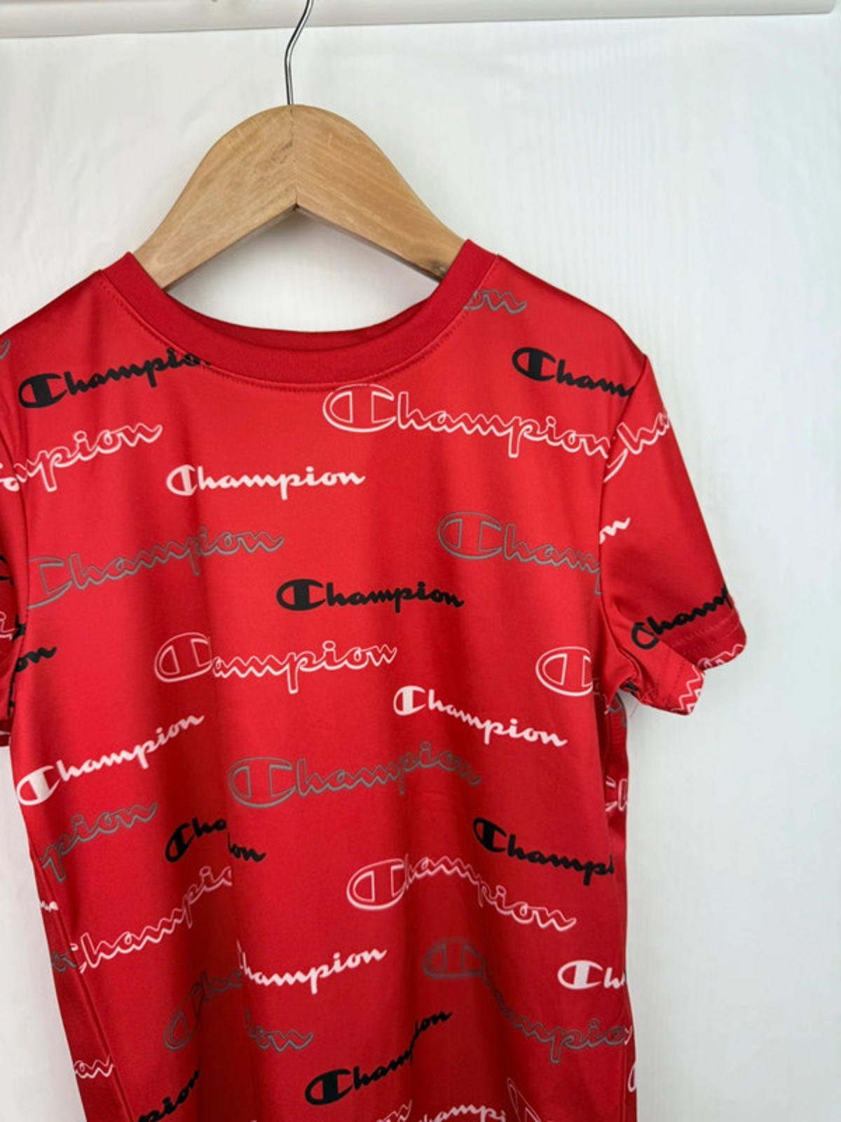 Champion Red Slogan Short Sleeve Top - Boys 7 - 8 Years - Little Ones Preloved. Second Hand Children's & Preloved Baby, Kids, Girls & Boys Clothes. UK online