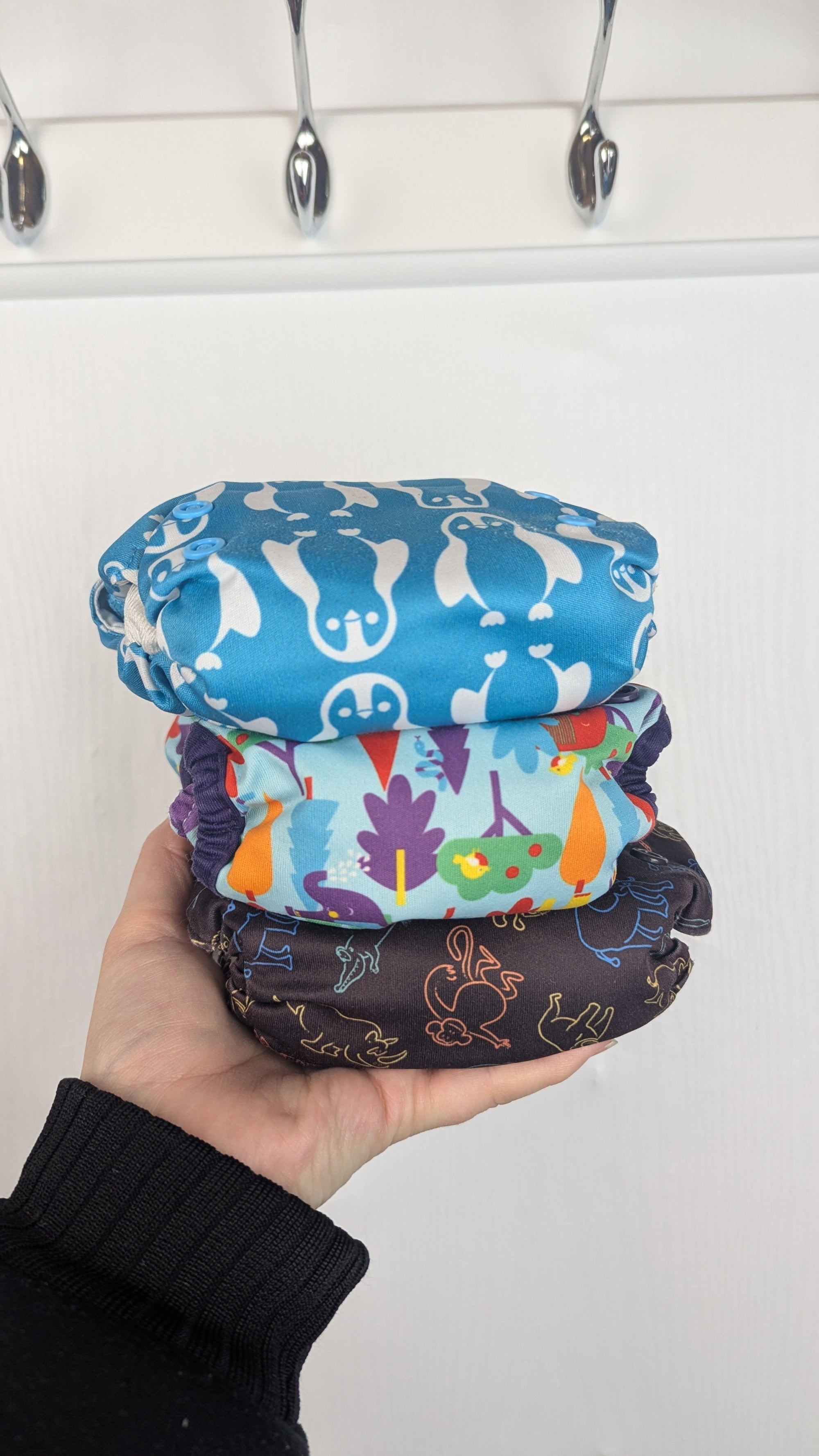 Cloth Nappies Bundle 2 - Unisex 0 - 2 Years - Little Ones Preloved. Second Hand Children's & Preloved Baby, Kids, Girls & Boys Clothes. UK online