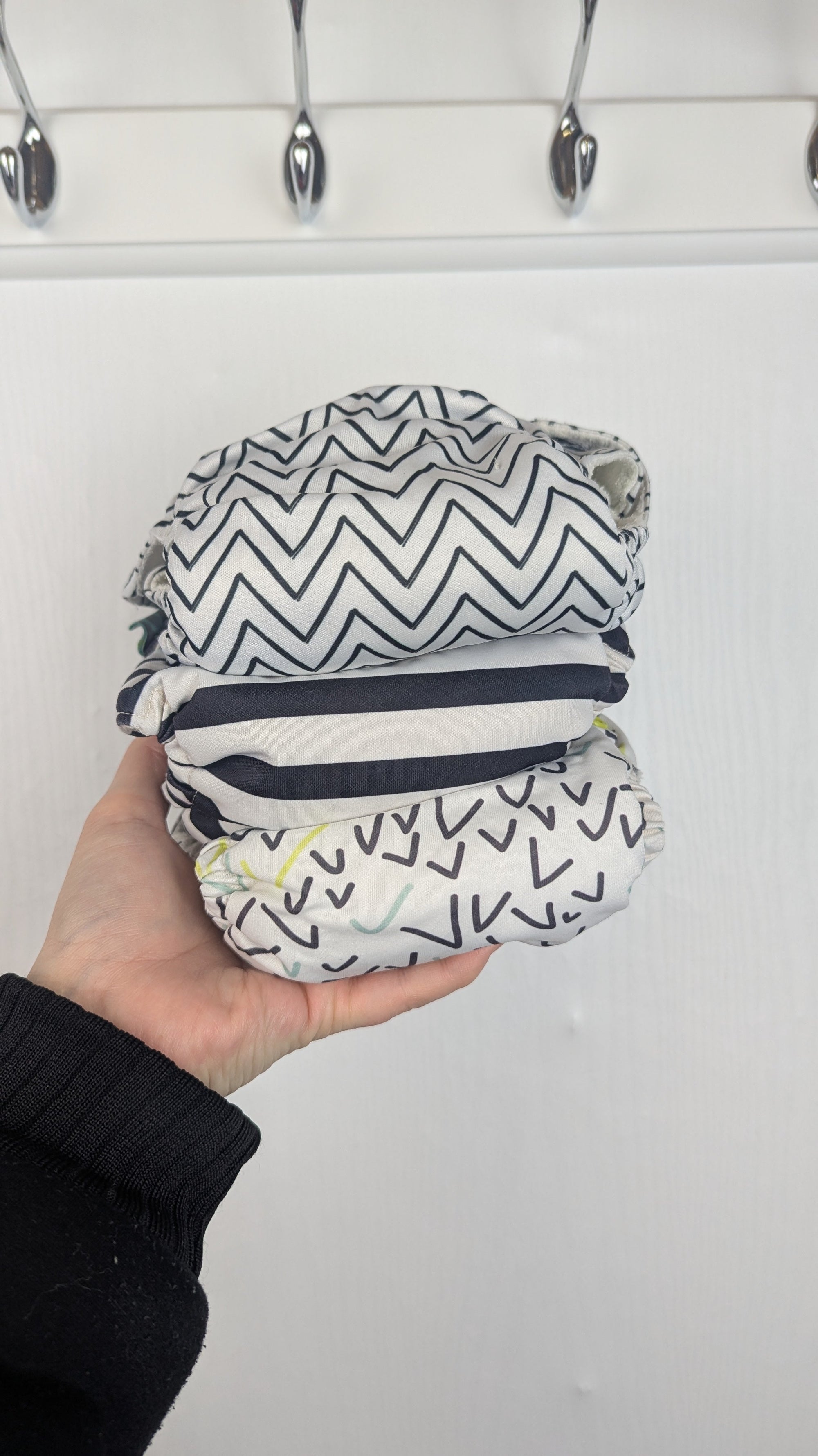 Cloth Nappy Bundle 3 - Unisex 0 - 2 Years - Little Ones Preloved. Second Hand Children's & Preloved Baby, Kids, Girls & Boys Clothes. UK online