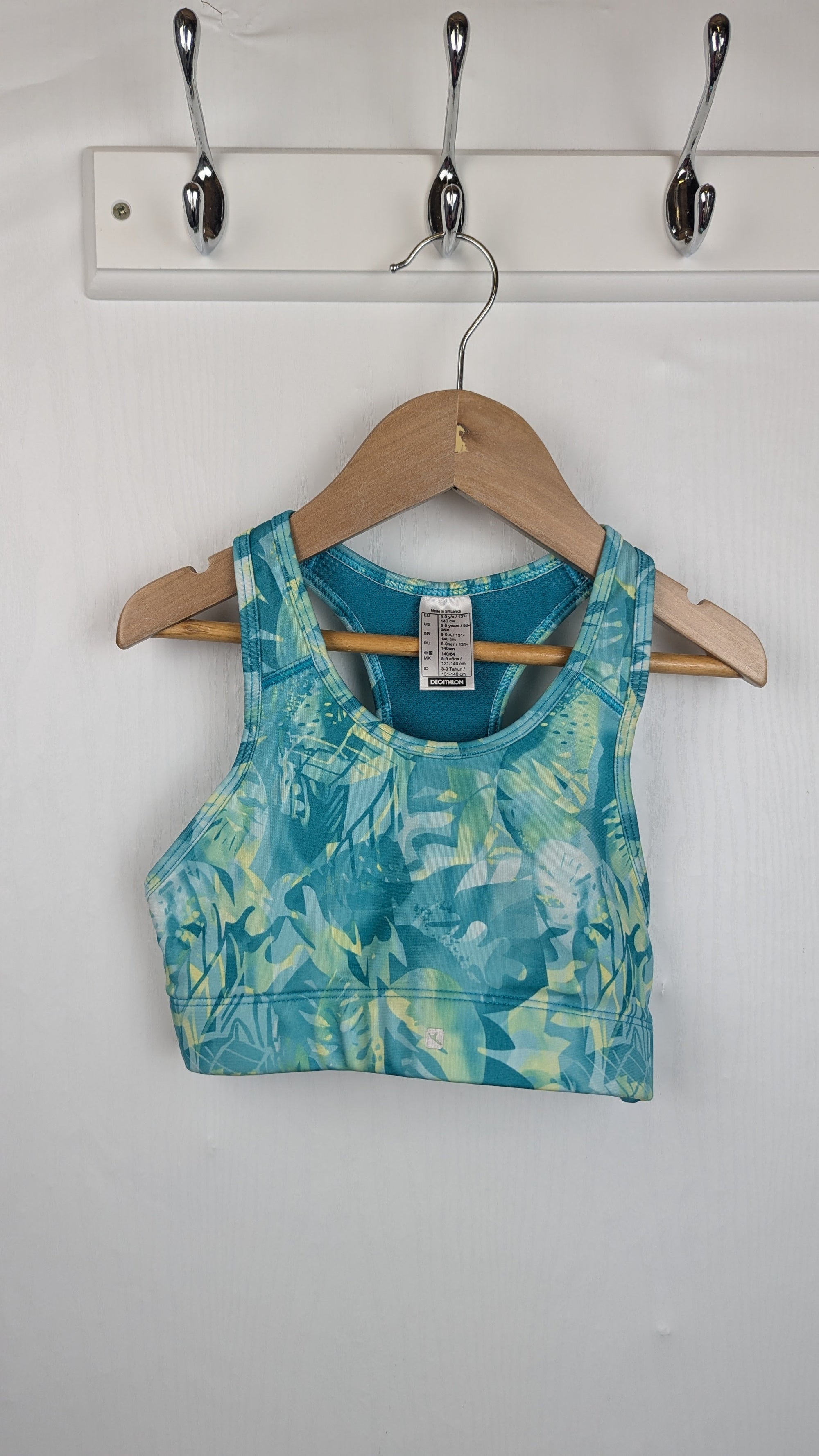 Decathlon Blue & Green Leafs Gym Top - Girls 8 - 9 Years - Little Ones Preloved. Second Hand Children's & Preloved Baby, Kids, Girls & Boys Clothes. UK online