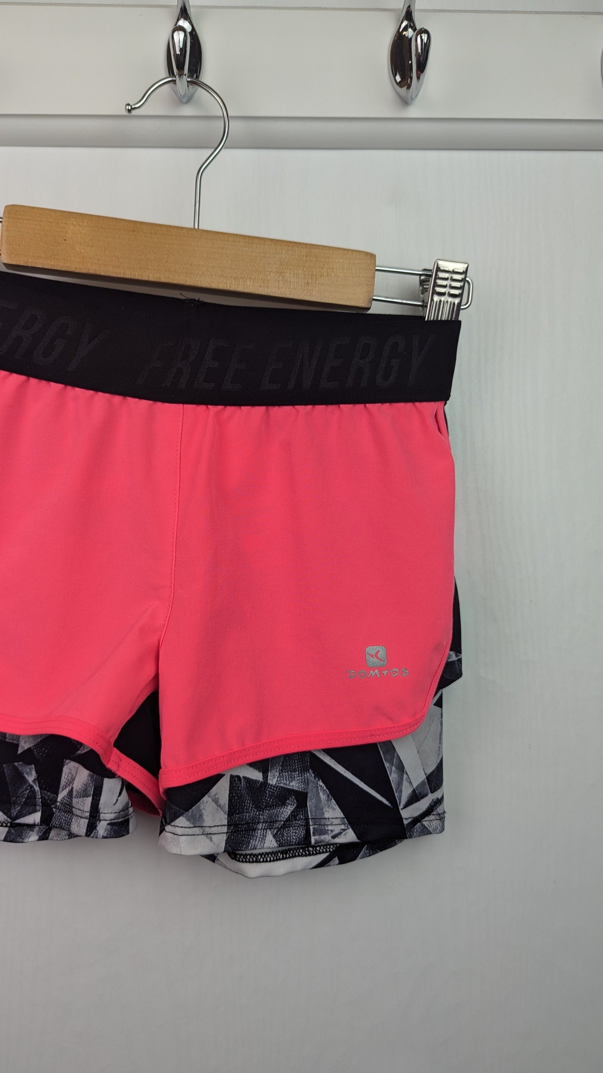 Decathlon Gym Shorts - Girls 10 - 11 Years - Little Ones Preloved. Second Hand Children's & Preloved Baby, Kids, Girls & Boys Clothes. UK online
