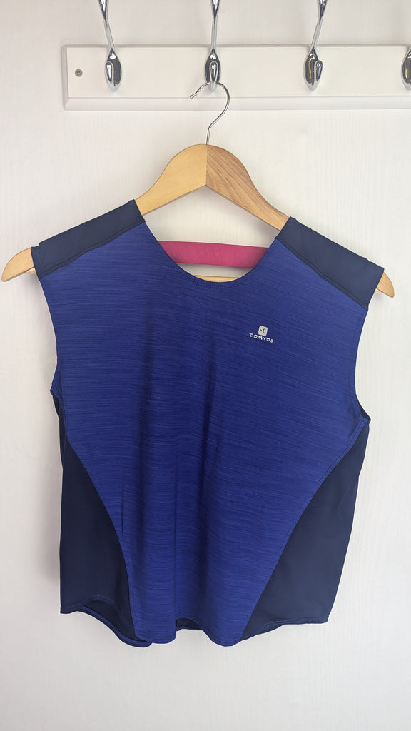 Decathlon Purple Gym Top - Girls 10 Years Domyos by Decathlon Used, Preloved, Preworn Baby, Girls & Boys Clothes. Kids & Children's second hand Clothing UK Online. Cheap affordable. Brands including Next, Joules, Nutmeg Morrisons, TU, F&F, H&M.