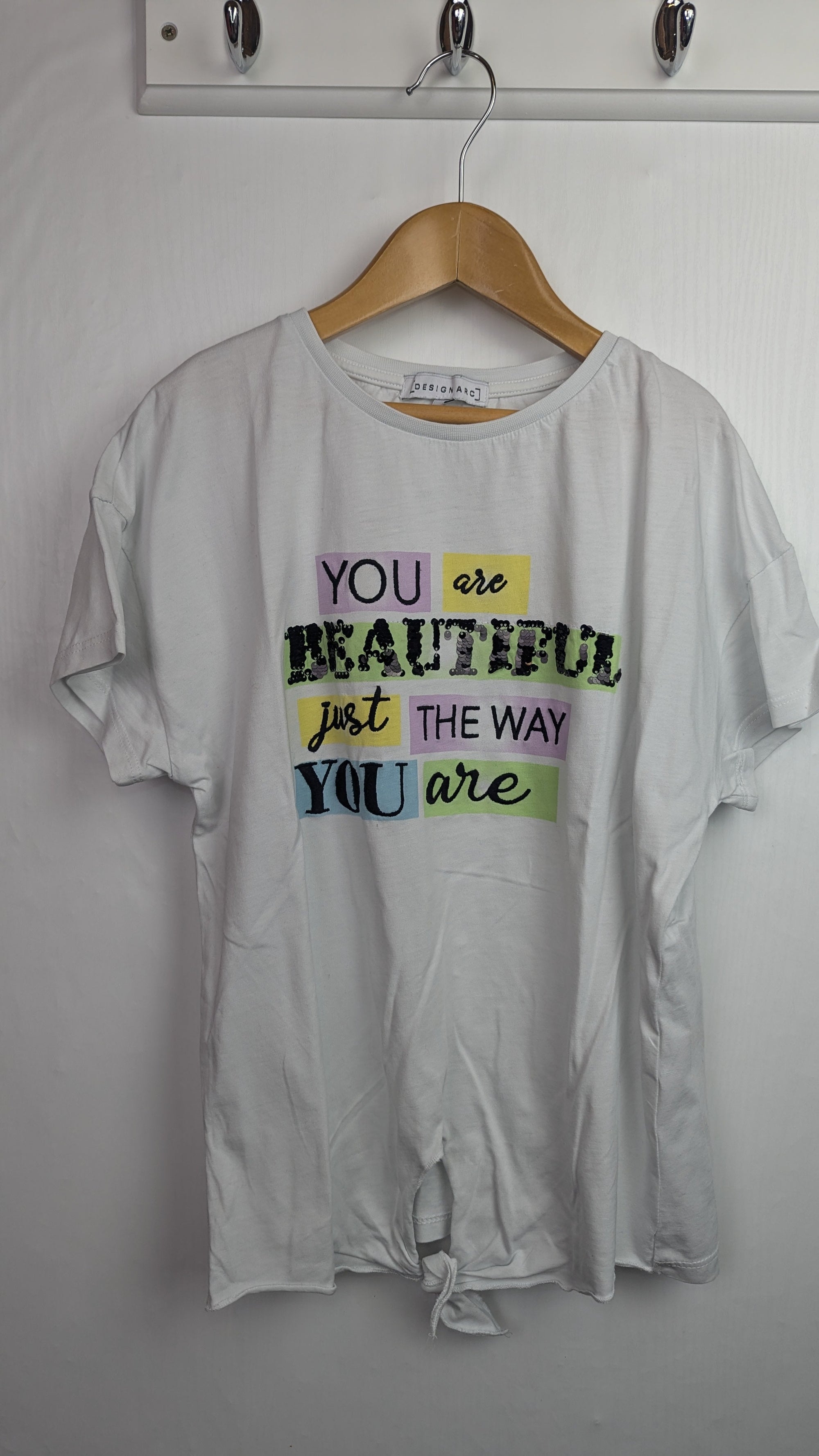 Design Arc Beautiful Top - Girls 12 - 13 Years - Little Ones Preloved. Second Hand Children's & Preloved Baby, Kids, Girls & Boys Clothes. UK online