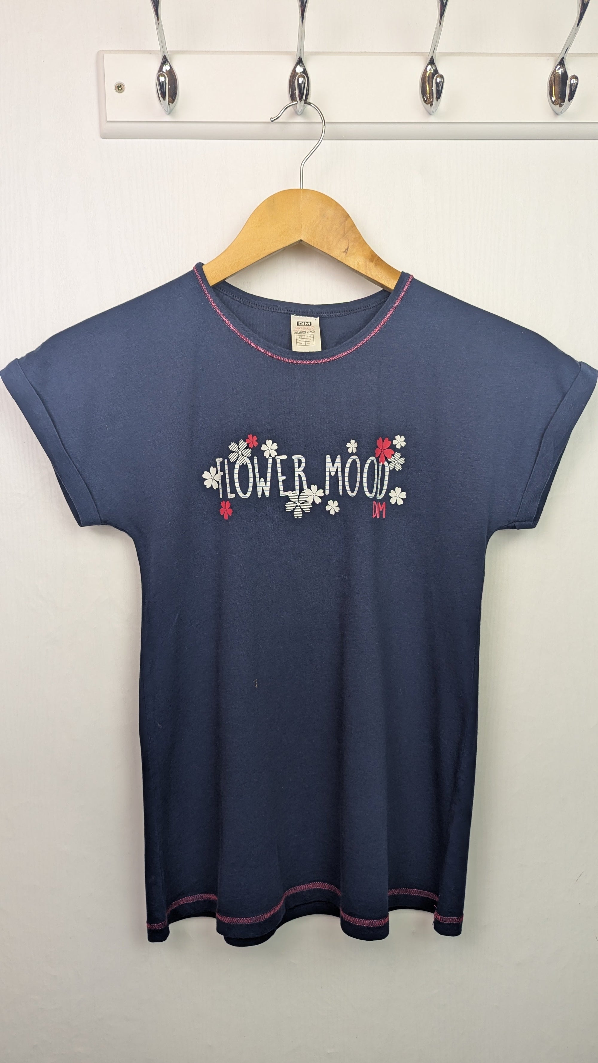 Dim Navy Flower Mood Short Sleeve Top - Girls 14 Years - Little Ones Preloved. Second Hand Children's & Preloved Baby, Kids, Girls & Boys Clothes. UK online