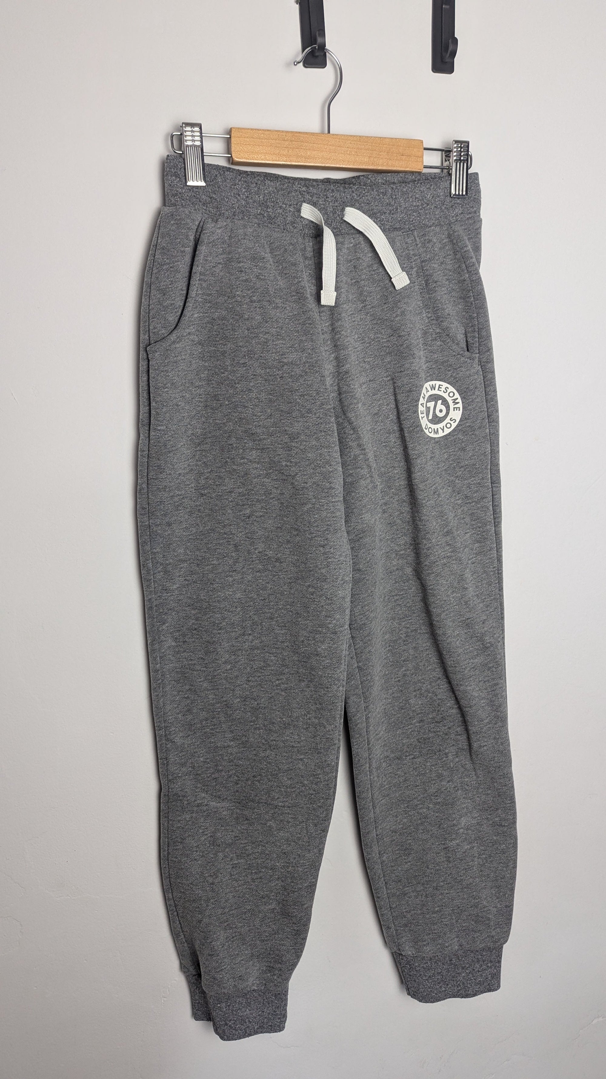 Domyos Decathlon Grey Jogging Bottoms - Girls 10 - 11 Years - Little Ones Preloved. Second Hand Children's & Preloved Baby, Kids, Girls & Boys Clothes. UK online