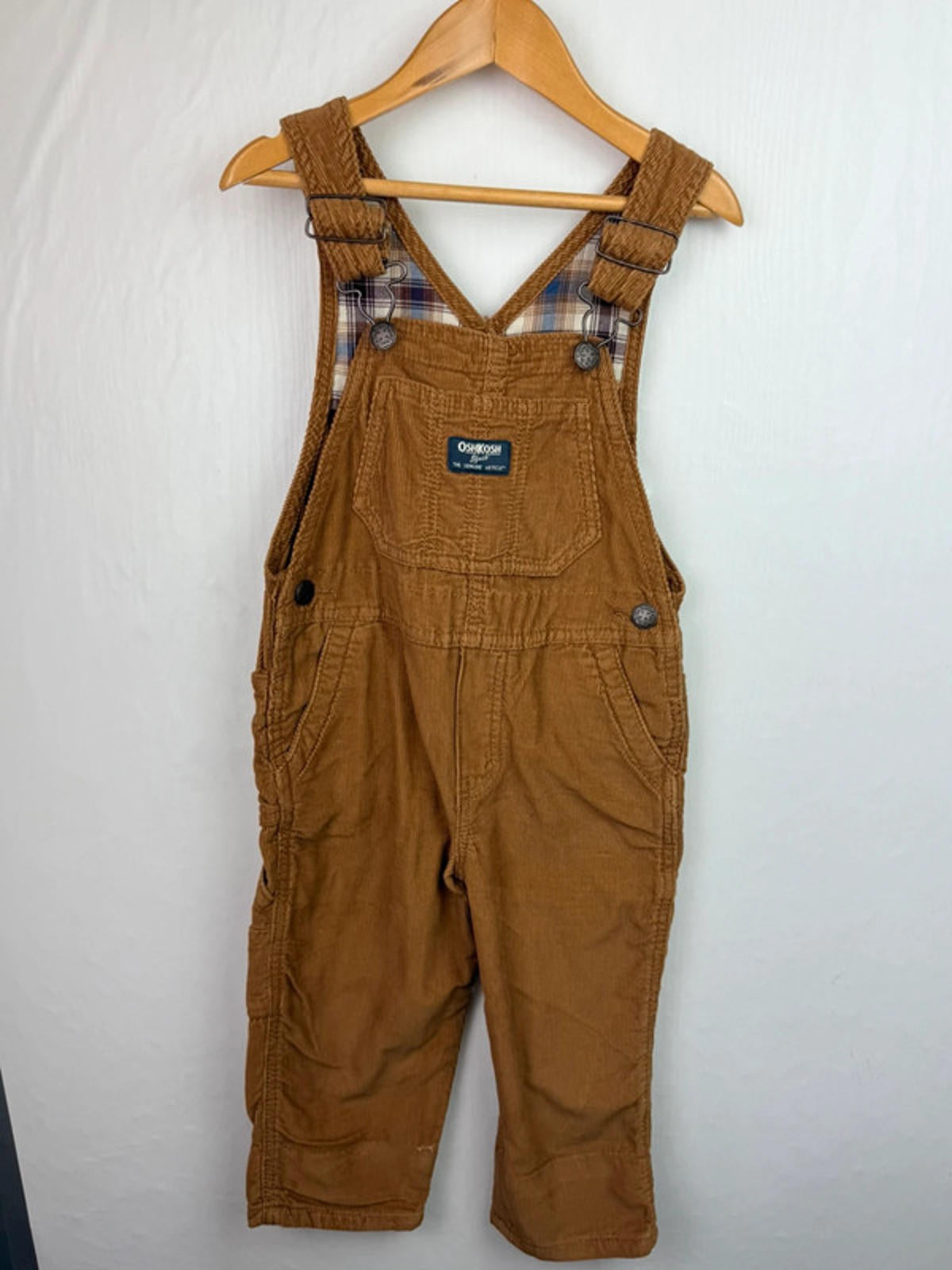 Vintage Oshkosh brown cord dungarees - Size 3T Little Ones Preloved. Preloved Kids & Children’s Gently Used Clothing. Second Hand Baby, Girls & Boys Clothes. UK Postage