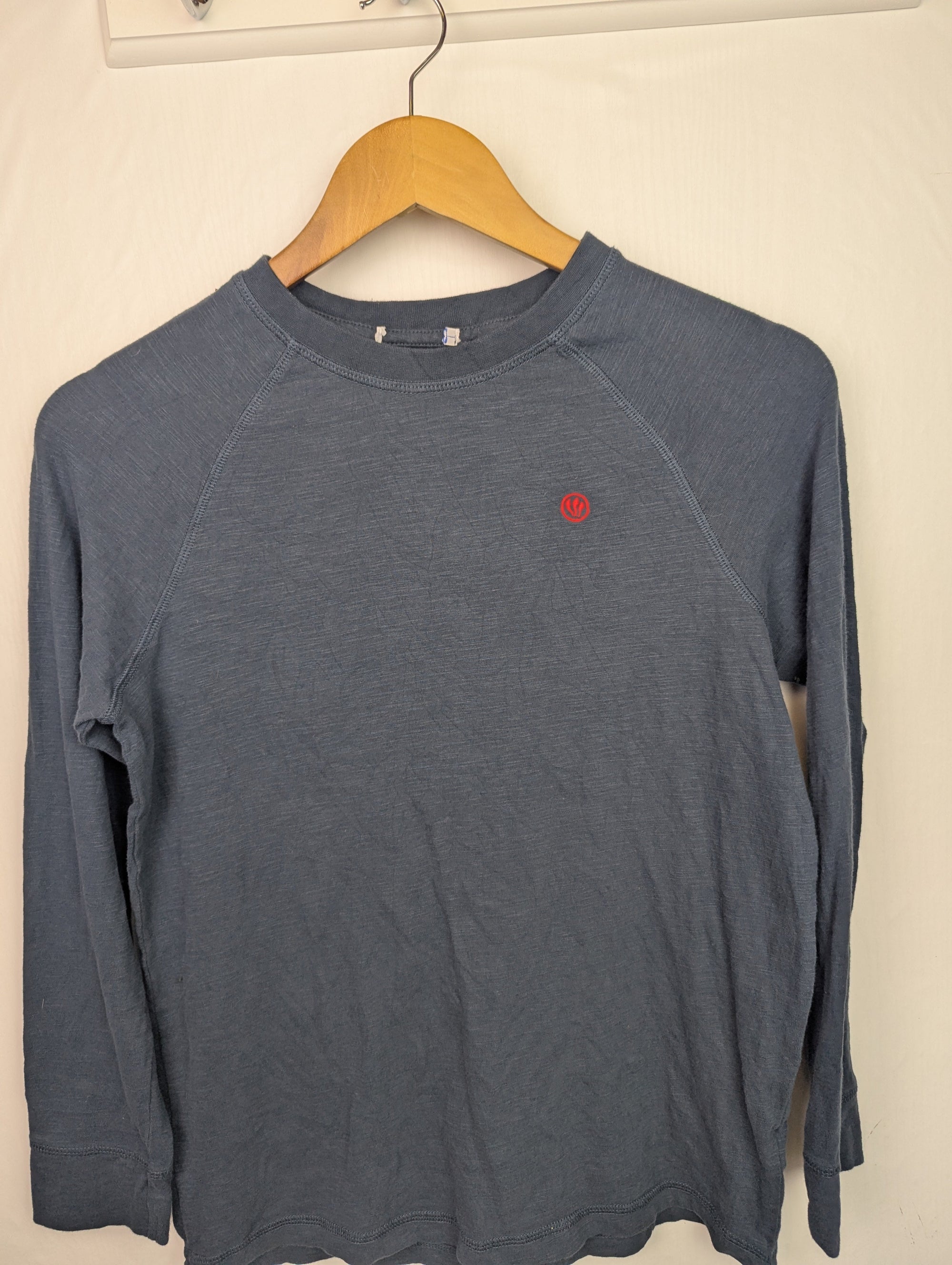 FatFace Long Sleeve Top - Boys 12 - 13 Years - Little Ones Preloved. Second Hand Children's & Preloved Baby, Kids, Girls & Boys Clothes. UK online
