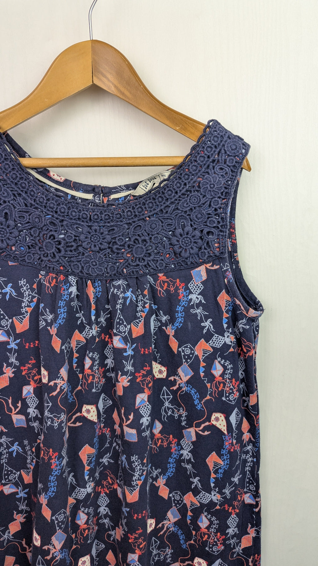 FatFace Navy Kite Sleeveless Dress - Girls 8 - 9 Years - Little Ones Preloved. Second Hand Children's & Preloved Baby, Kids, Girls & Boys Clothes. UK online
