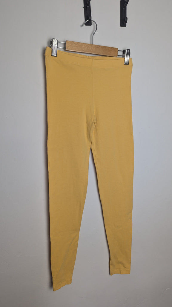 FatFace Plain Yellow Leggings - Girls 10-11 Years Little Ones Preloved Used, Preloved, Preworn Baby, Girls & Boys Clothes. Kids & Children's second hand Clothing UK Online. Cheap affordable. Brands including Next, Joules, Nutmeg Morrisons, TU, F&F, H&M.