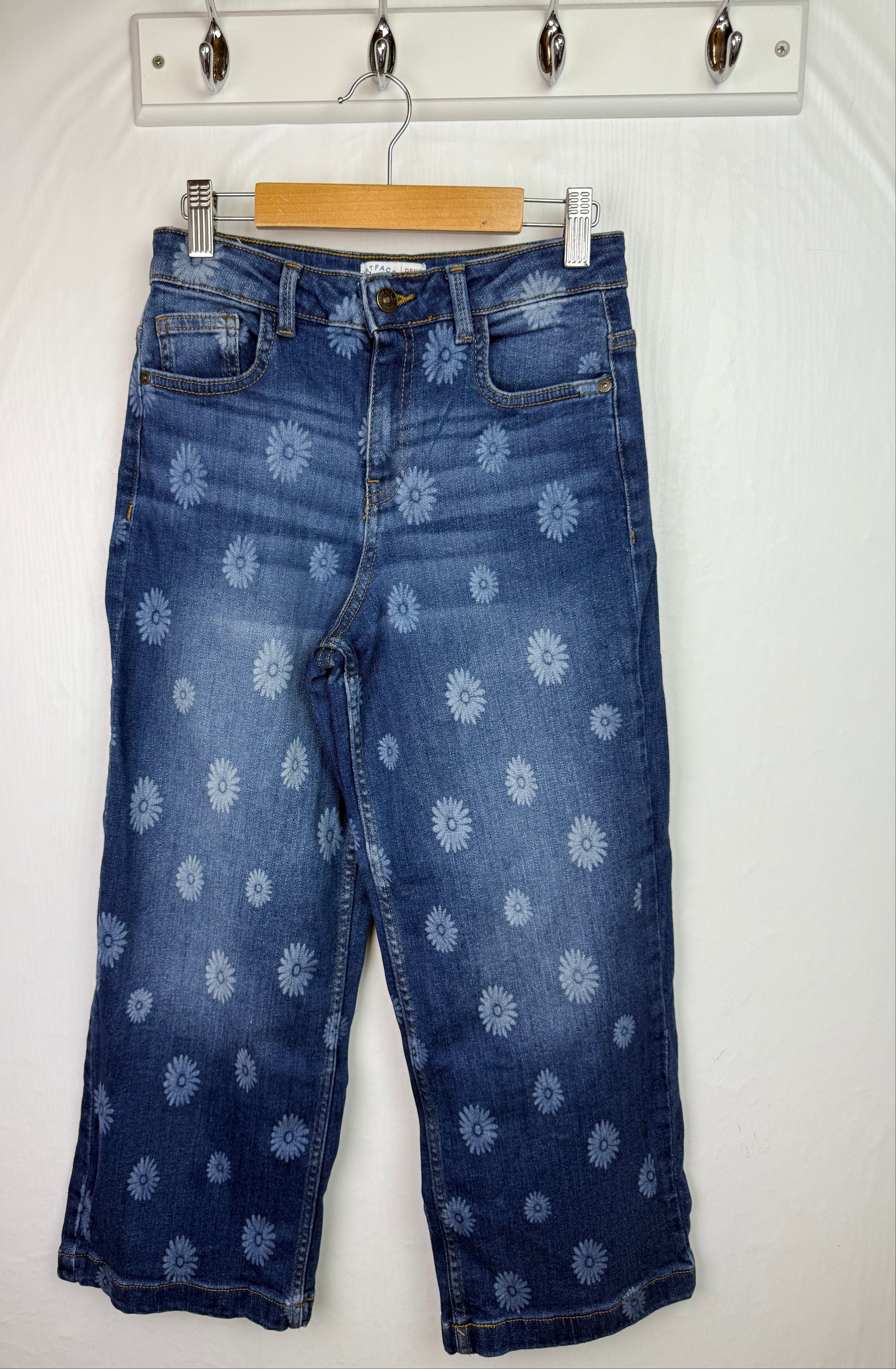 FatFace Sun Flower Denim Jeans - Girls 12 Years - Little Ones Preloved. Second Hand Children's & Preloved Baby, Kids, Girls & Boys Clothes. UK online