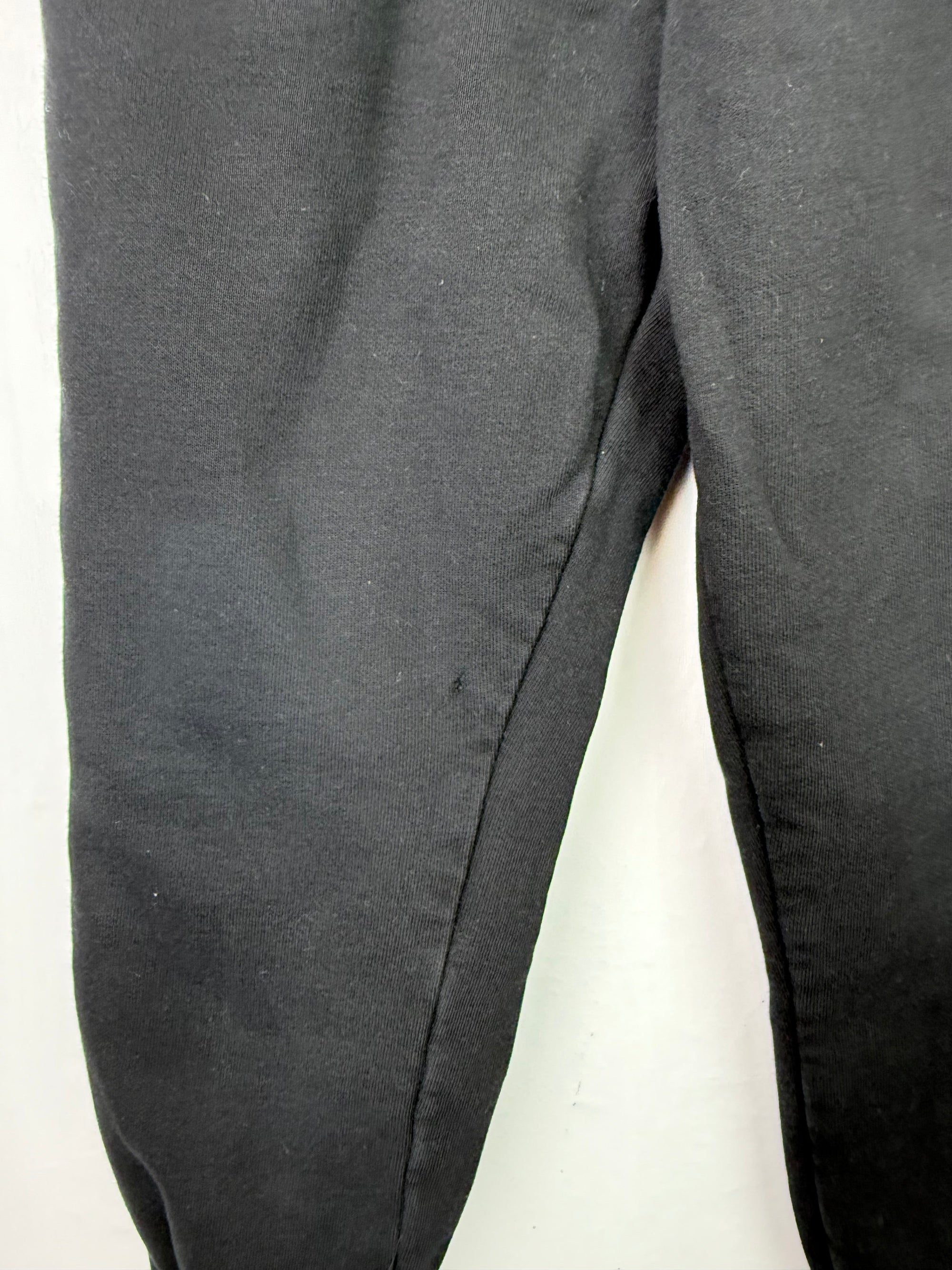 F&F Black Jogging Bottoms - Unisex 5 - 6 Years - Little Ones Preloved. Second Hand Children's & Preloved Baby, Kids, Girls & Boys Clothes. UK online
