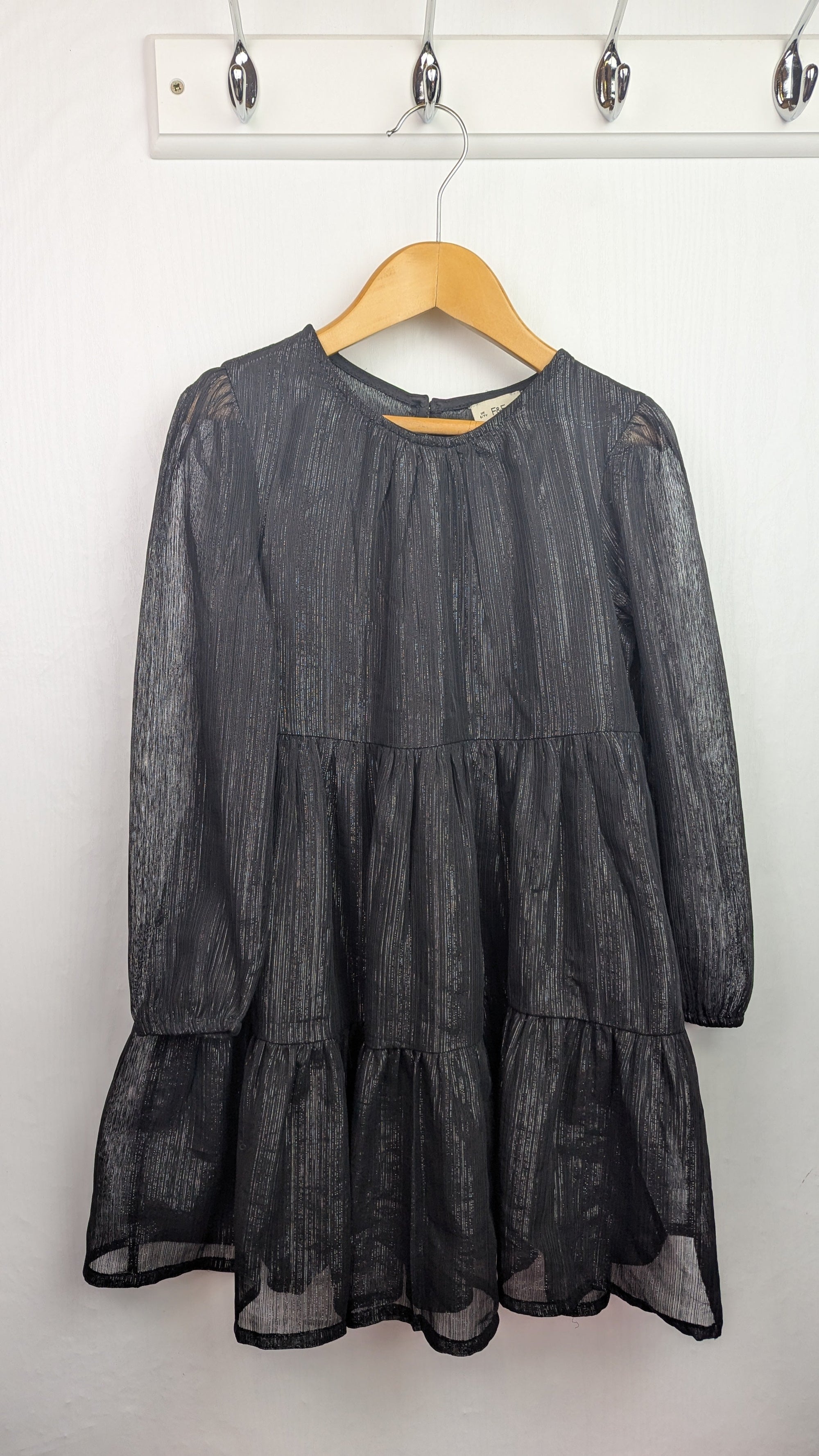 F&F Black Mesh Long Sleeve Dress - Girls 6 - 7 Years - Little Ones Preloved. Second Hand Children's & Preloved Baby, Kids, Girls & Boys Clothes. UK online