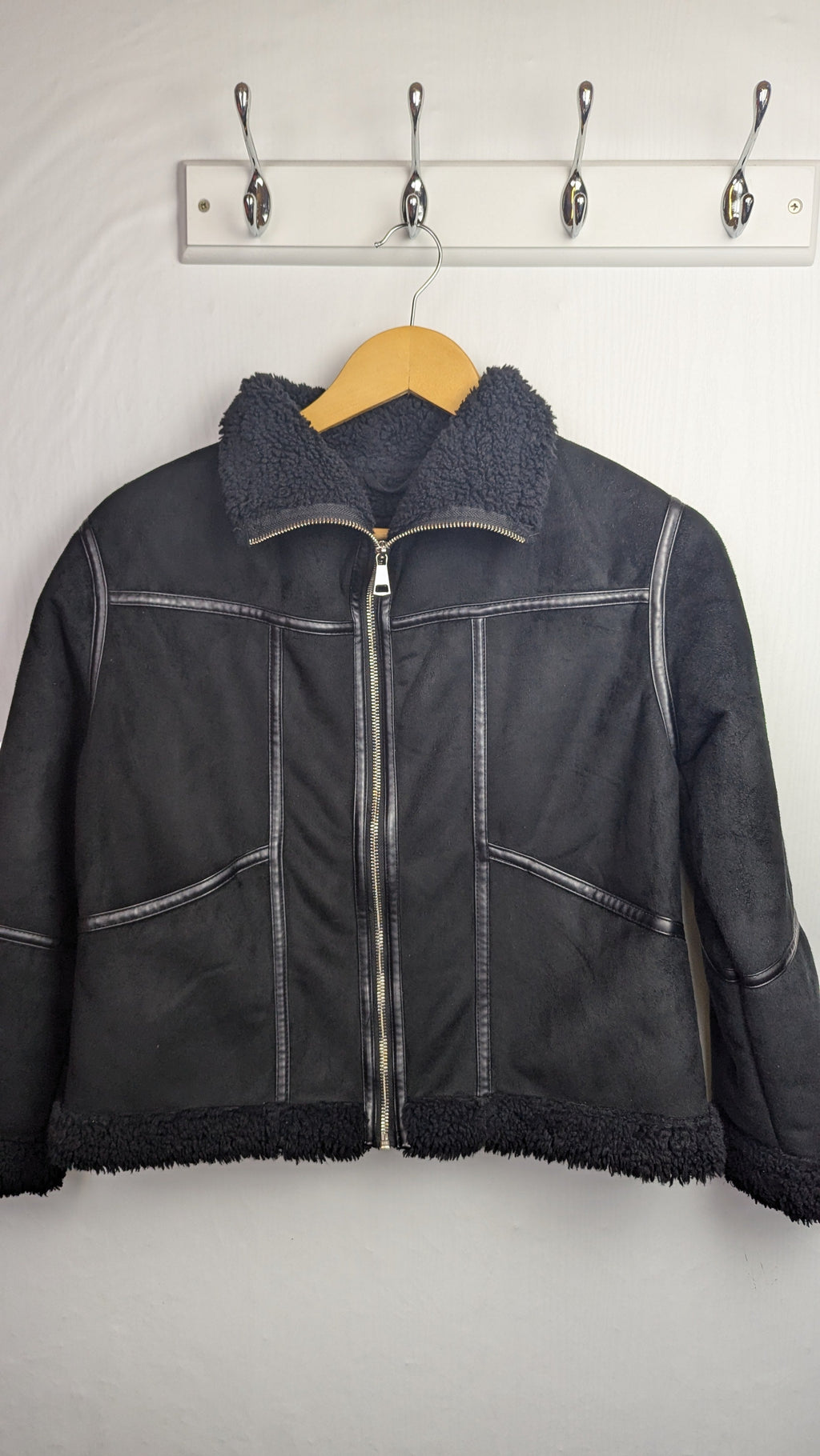 F&F Black Zip Jacket - Girls 11 - 12 Years - Little Ones Preloved. Second Hand Children's & Preloved Baby, Kids, Girls & Boys Clothes. UK online