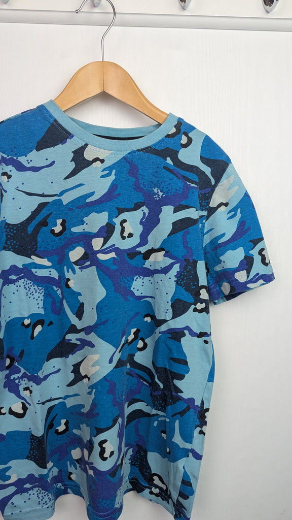 F&F Blue Camo Short Sleeve Top - Boys 8-9 Years Little Ones Preloved Used, Preloved, Preworn & Second Hand Baby, Kids & Children's Clothing UK Online. Cheap affordable. Brands including Next, Joules, Nutmeg Morrisons, TU, F&F, H&M.