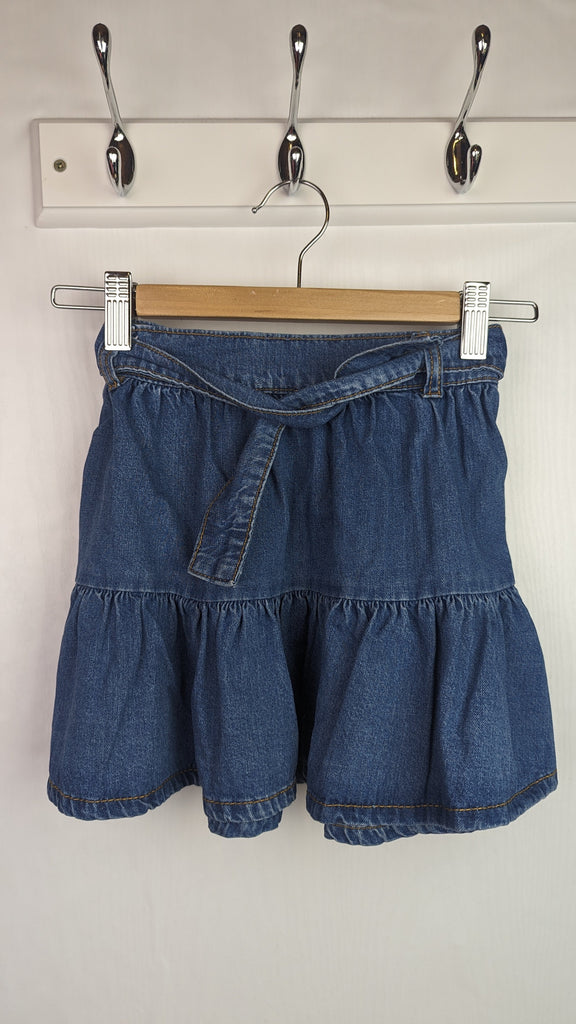 F&F Blue Denim Skirt - Girls 3-4 Years F&F Used, Preloved, Preworn Baby, Girls & Boys Clothes. Kids & Children's second hand Clothing UK Online. Cheap affordable. Brands including Next, Joules, Nutmeg Morrisons, TU, F&F, H&M.