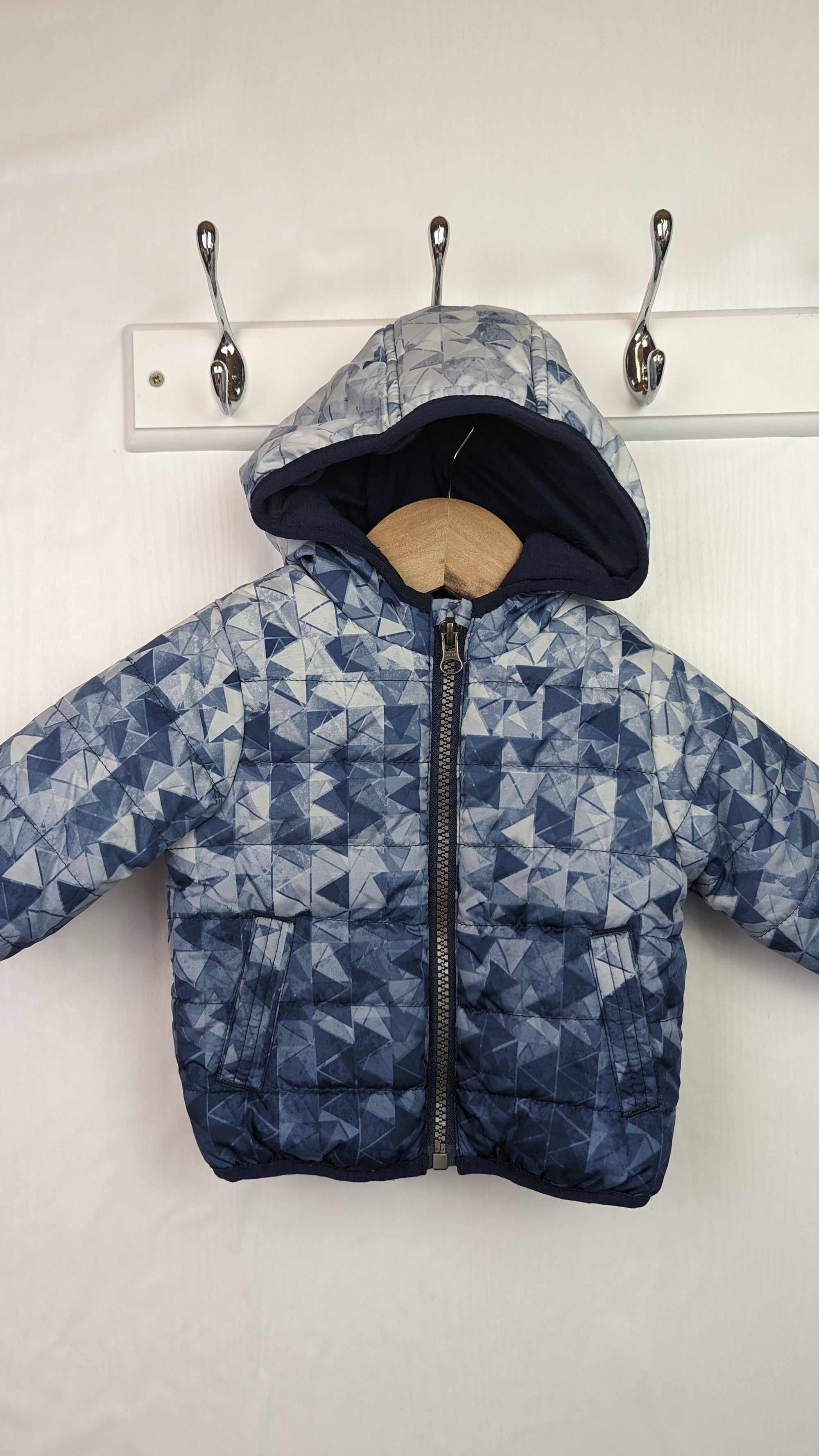 F&F Blue Geometric Puffer Jacket - Boys 0 - 3 Months - Little Ones Preloved. Second Hand Children's & Preloved Baby, Kids, Girls & Boys Clothes. UK online