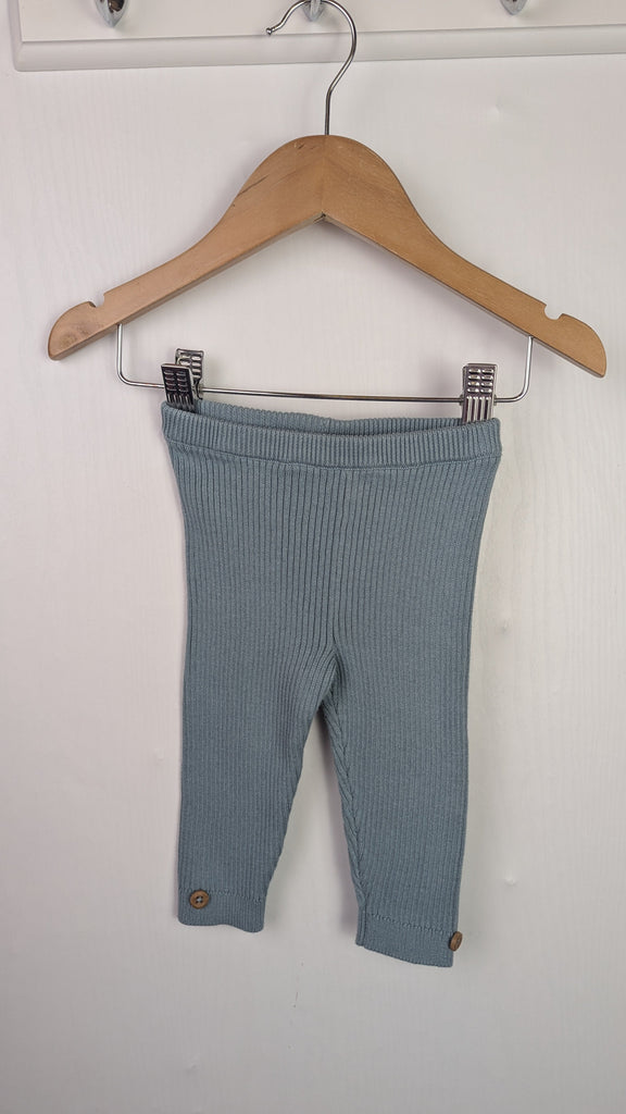 F&F Blue Knit Ribbed Leggings - Unisex 0-3 Months Little Ones Preloved Used, Preloved, Preworn Baby, Girls & Boys Clothes. Kids & Children's second hand Clothing UK Online. Cheap affordable. Brands including Next, Joules, Nutmeg Morrisons, TU, F&F, H&M.