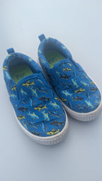 F&F Blue Shark Plimsolls - Boys Size 6 - Little Ones Preloved. Second Hand Children's & Preloved Baby, Kids, Girls & Boys Clothes. UK online