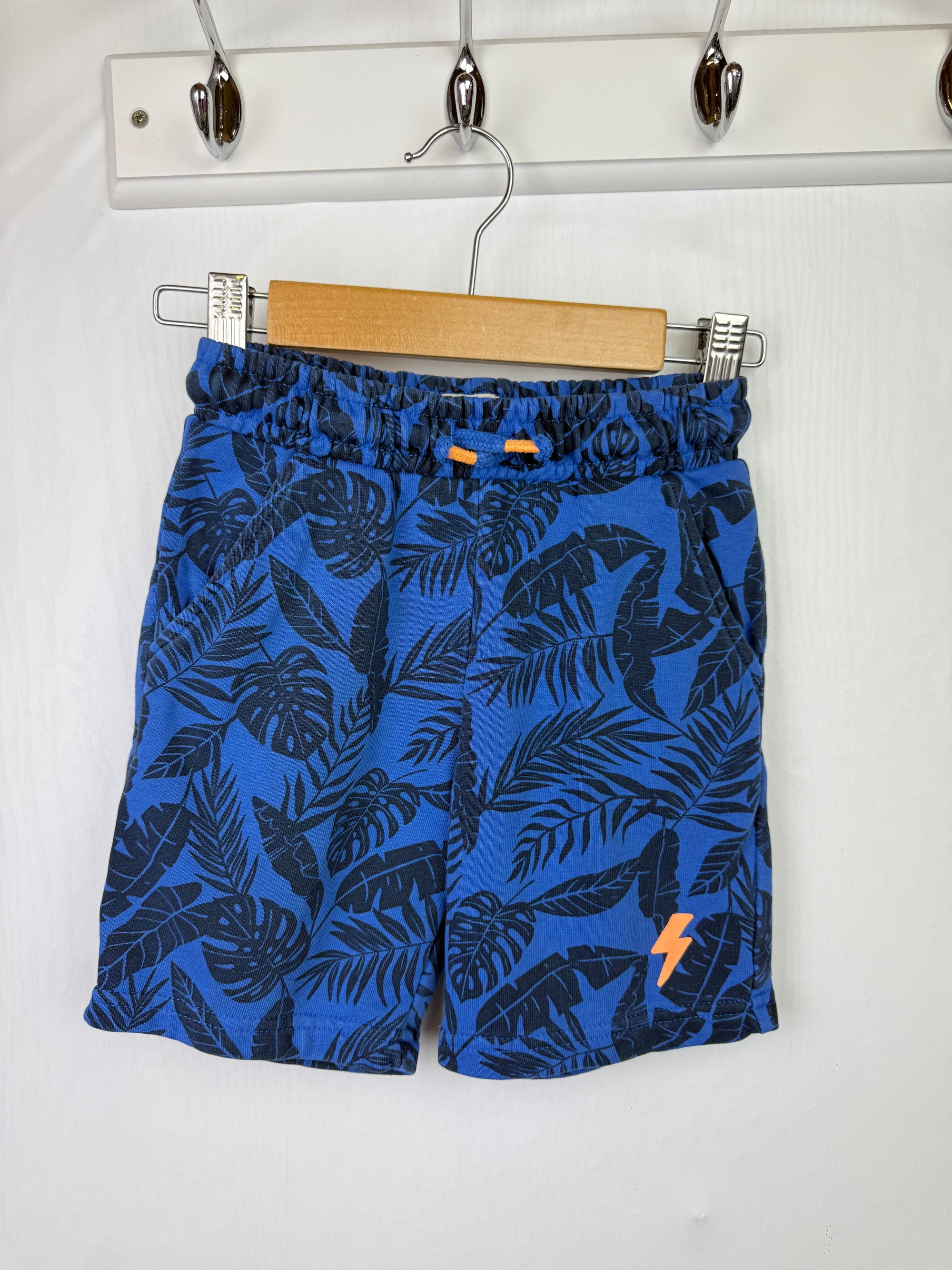 F&F Blue Tropical Shorts - Boys 4 - 5 Years - Little Ones Preloved. Second Hand Children's & Preloved Baby, Kids, Girls & Boys Clothes. UK online