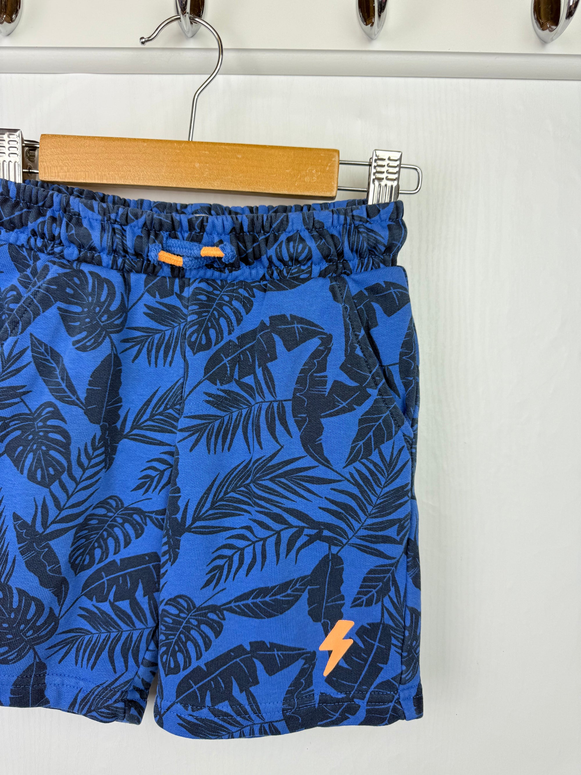 F&F Blue Tropical Shorts - Boys 4 - 5 Years - Little Ones Preloved. Second Hand Children's & Preloved Baby, Kids, Girls & Boys Clothes. UK online