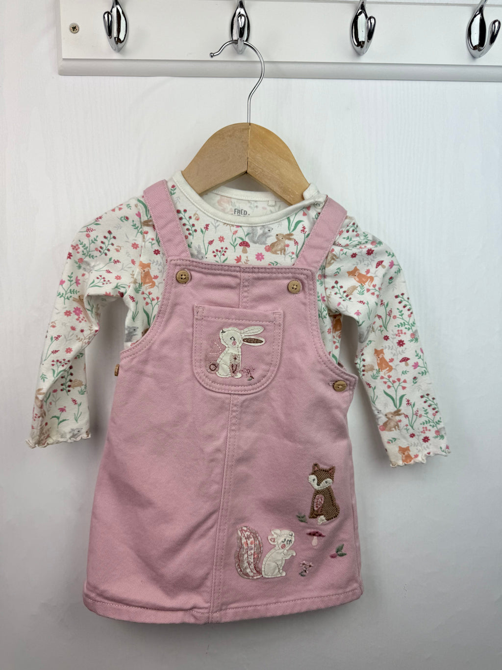 F&F Bunny Dress & Bodysuit - Girls 6 - 9 Months - Little Ones Preloved. Second Hand Children's & Preloved Baby, Kids, Girls & Boys Clothes. UK online
