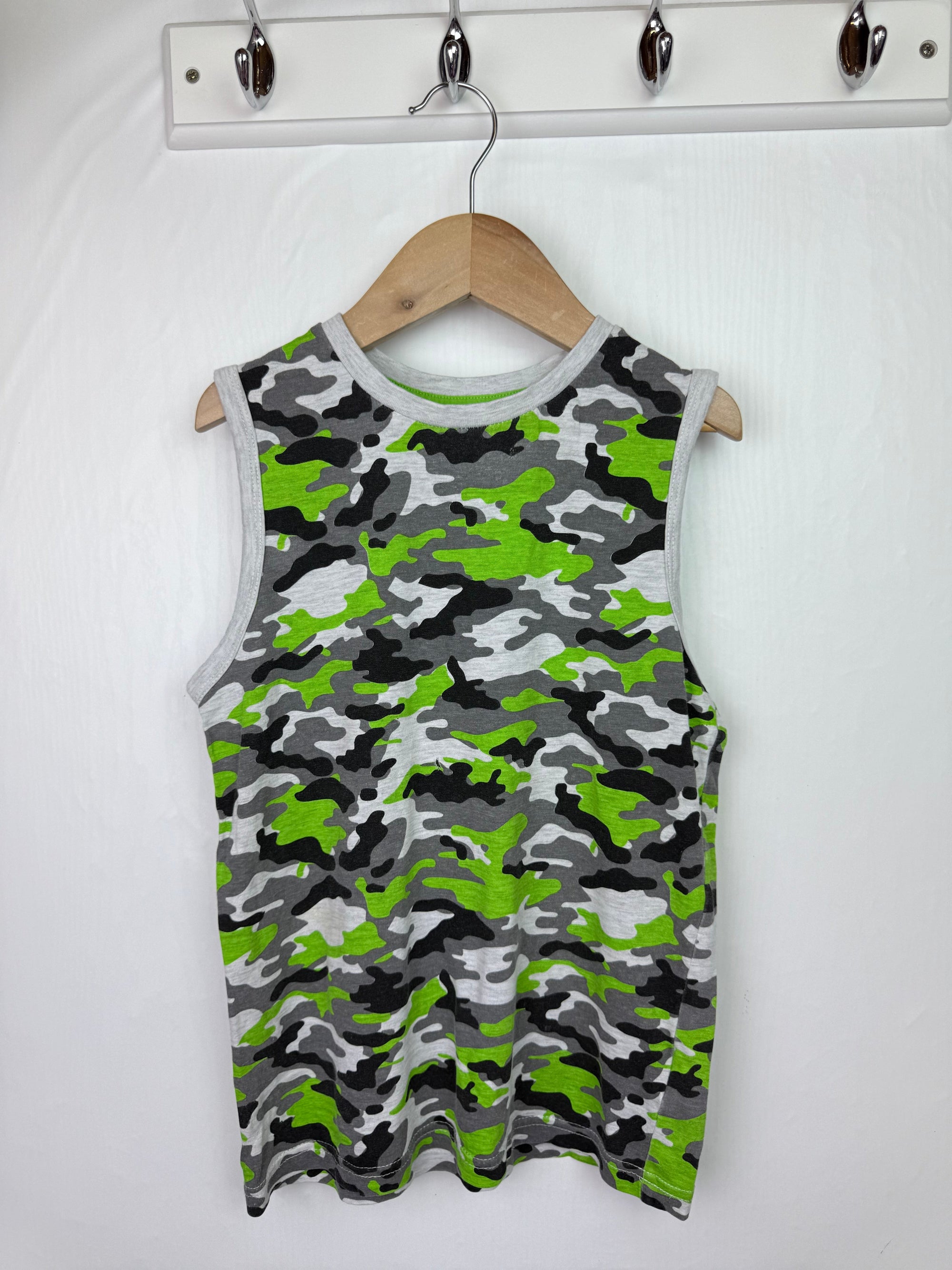 F&F Camo Vest Top - Boys 7 - 8 Years - Little Ones Preloved. Second Hand Children's & Preloved Baby, Kids, Girls & Boys Clothes. UK online