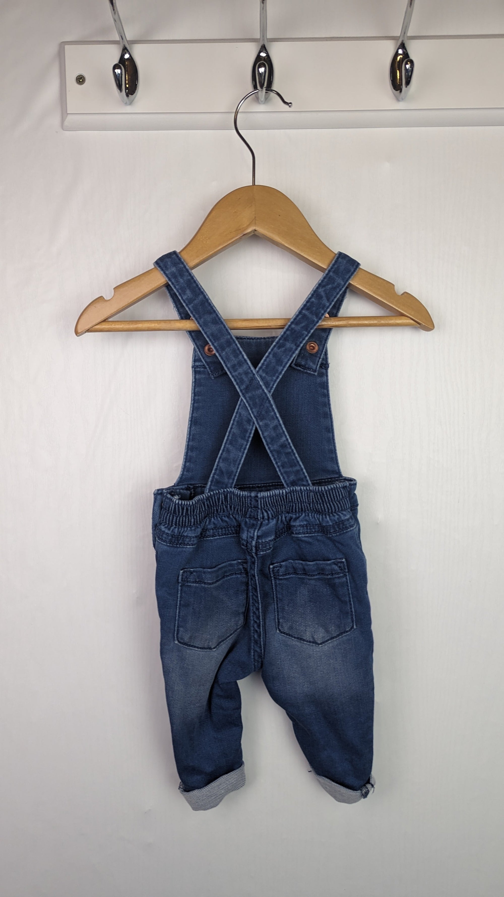 F&F Denim Dungarees - Baby Girls 0 - 1 Month - Little Ones Preloved. Second Hand Children's & Preloved Baby, Kids, Girls & Boys Clothes. UK online