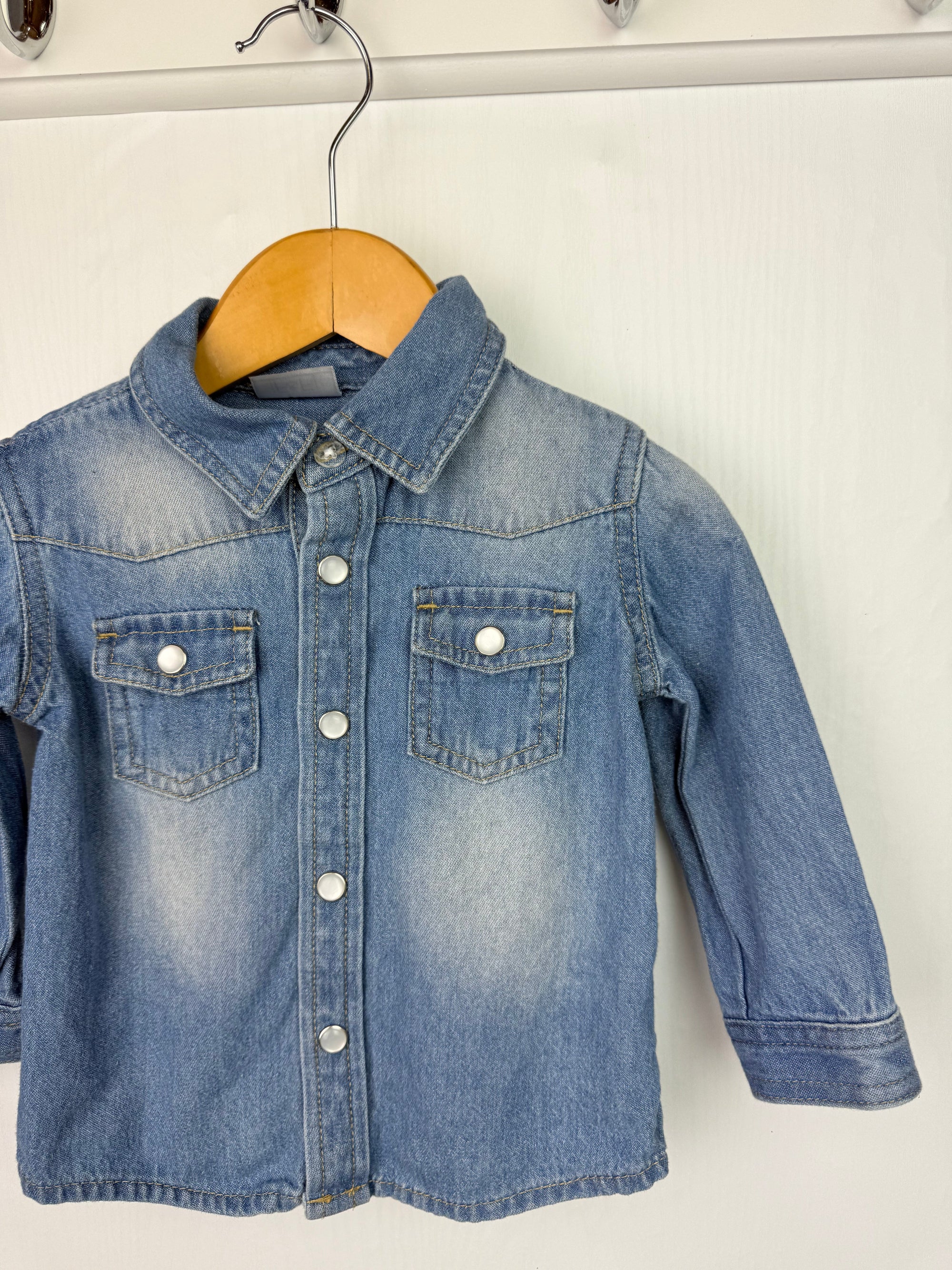 F&F Denim Long Sleeve Shirt - Boys 6 - 9 Months - Little Ones Preloved. Second Hand Children's & Preloved Baby, Kids, Girls & Boys Clothes. UK online