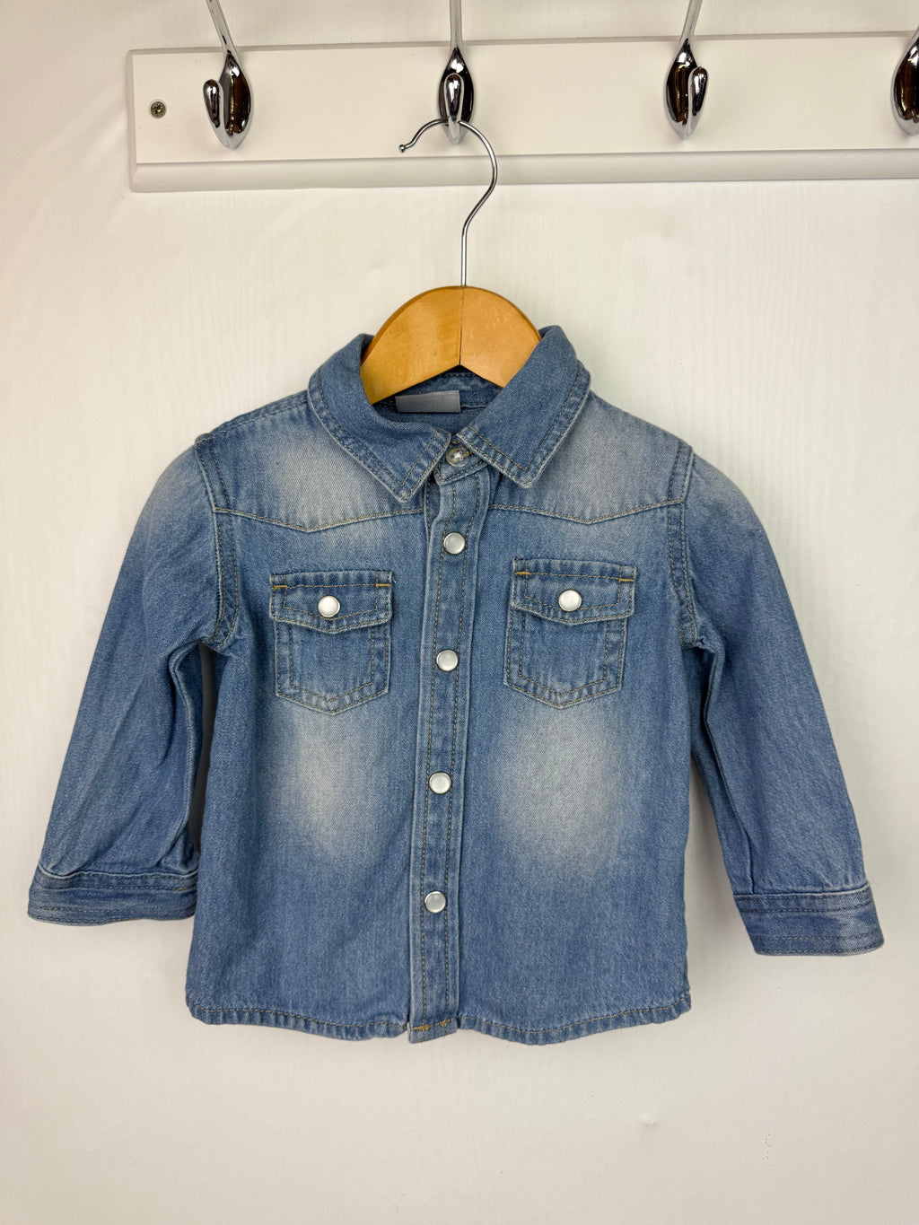 F&F Denim Long Sleeve Shirt - Boys 6 - 9 Months - Little Ones Preloved. Second Hand Children's & Preloved Baby, Kids, Girls & Boys Clothes. UK online