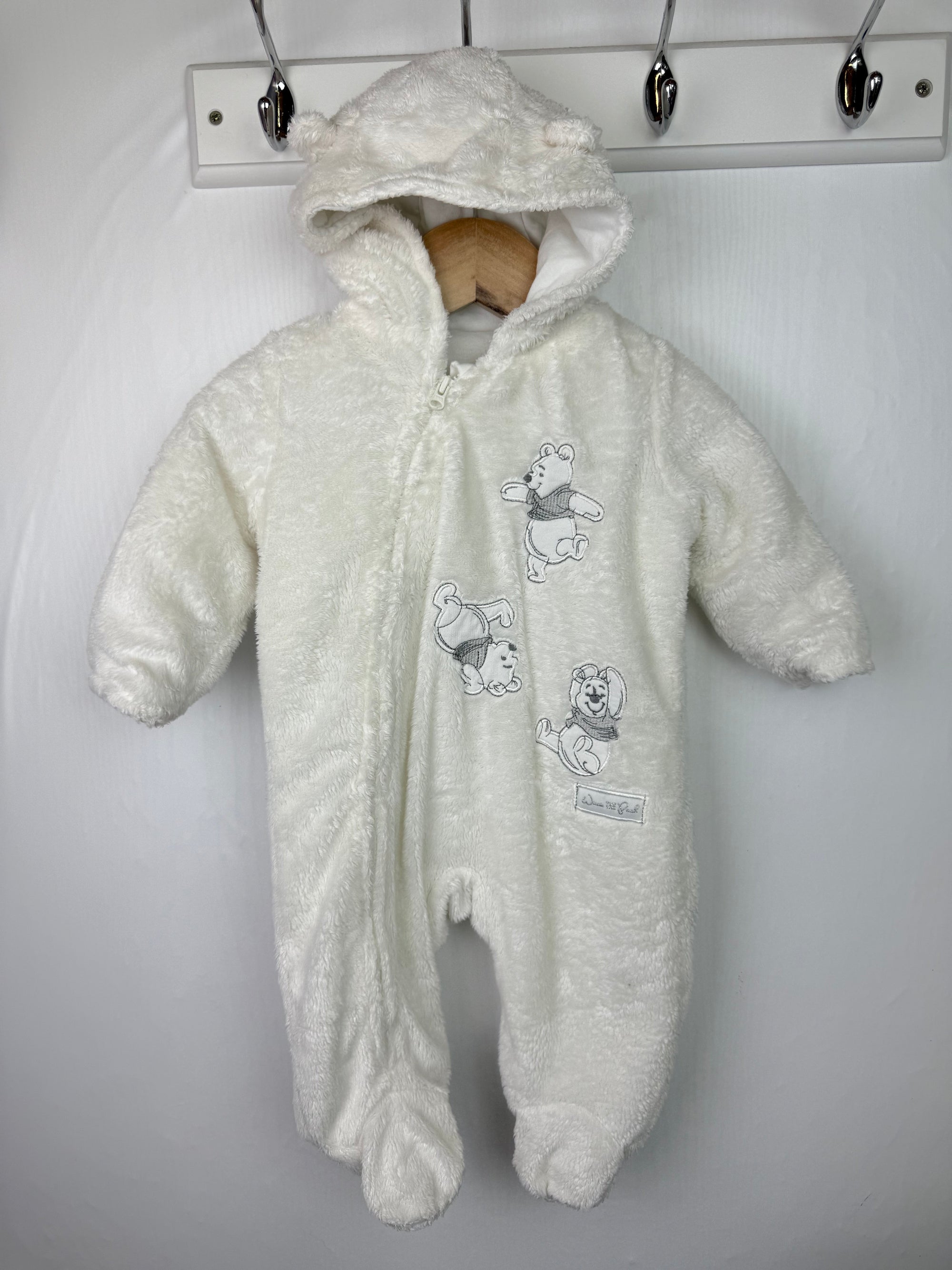 F&F Disney Winnie The Pooh Pramsuit - Unisex 0 - 3 Months - Little Ones Preloved. Second Hand Children's & Preloved Baby, Kids, Girls & Boys Clothes. UK online