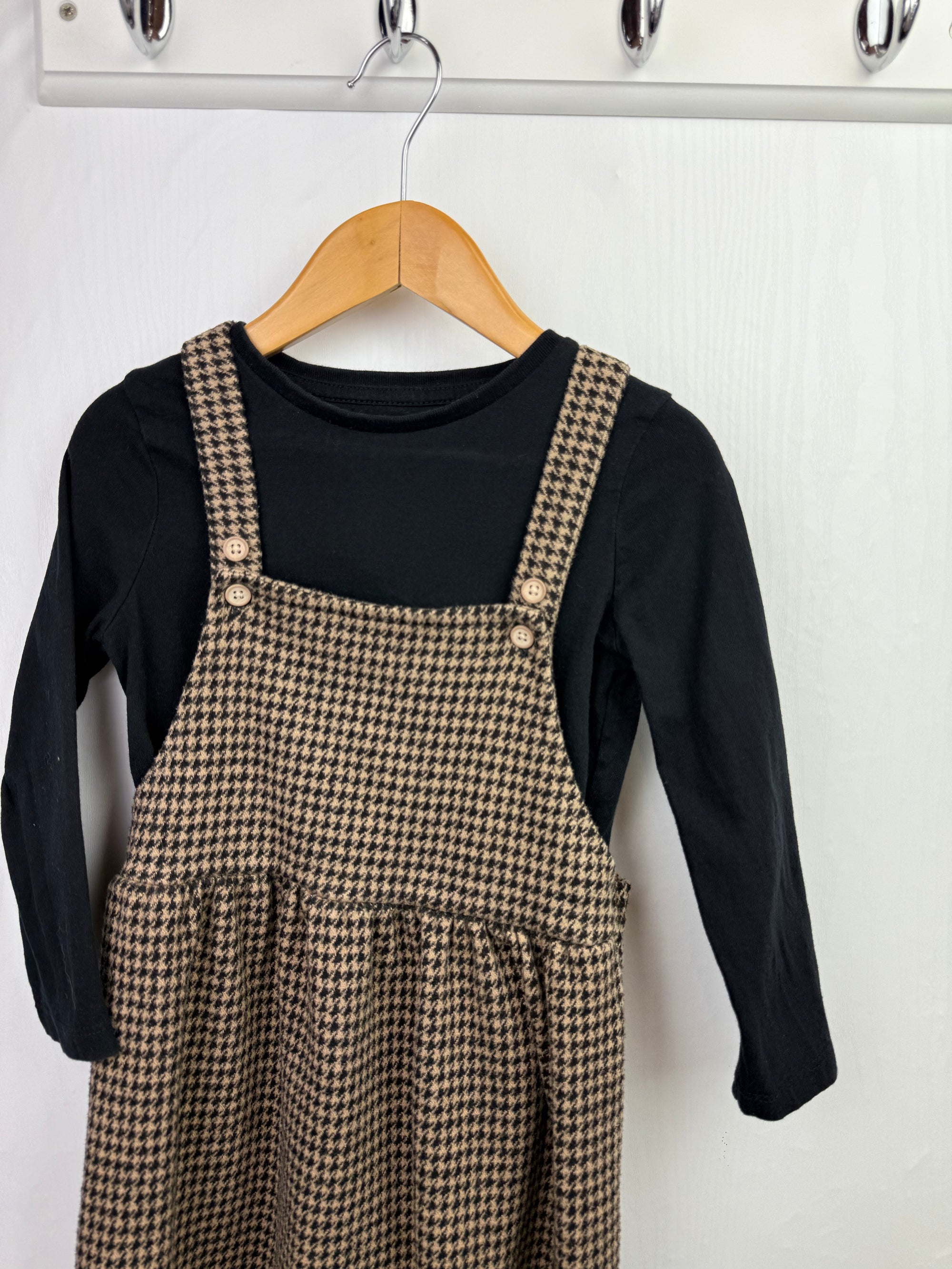 F&F Dogtooth Dress & Top - Girls 2 - 3 Years - Little Ones Preloved. Second Hand Children's & Preloved Baby, Kids, Girls & Boys Clothes. UK online