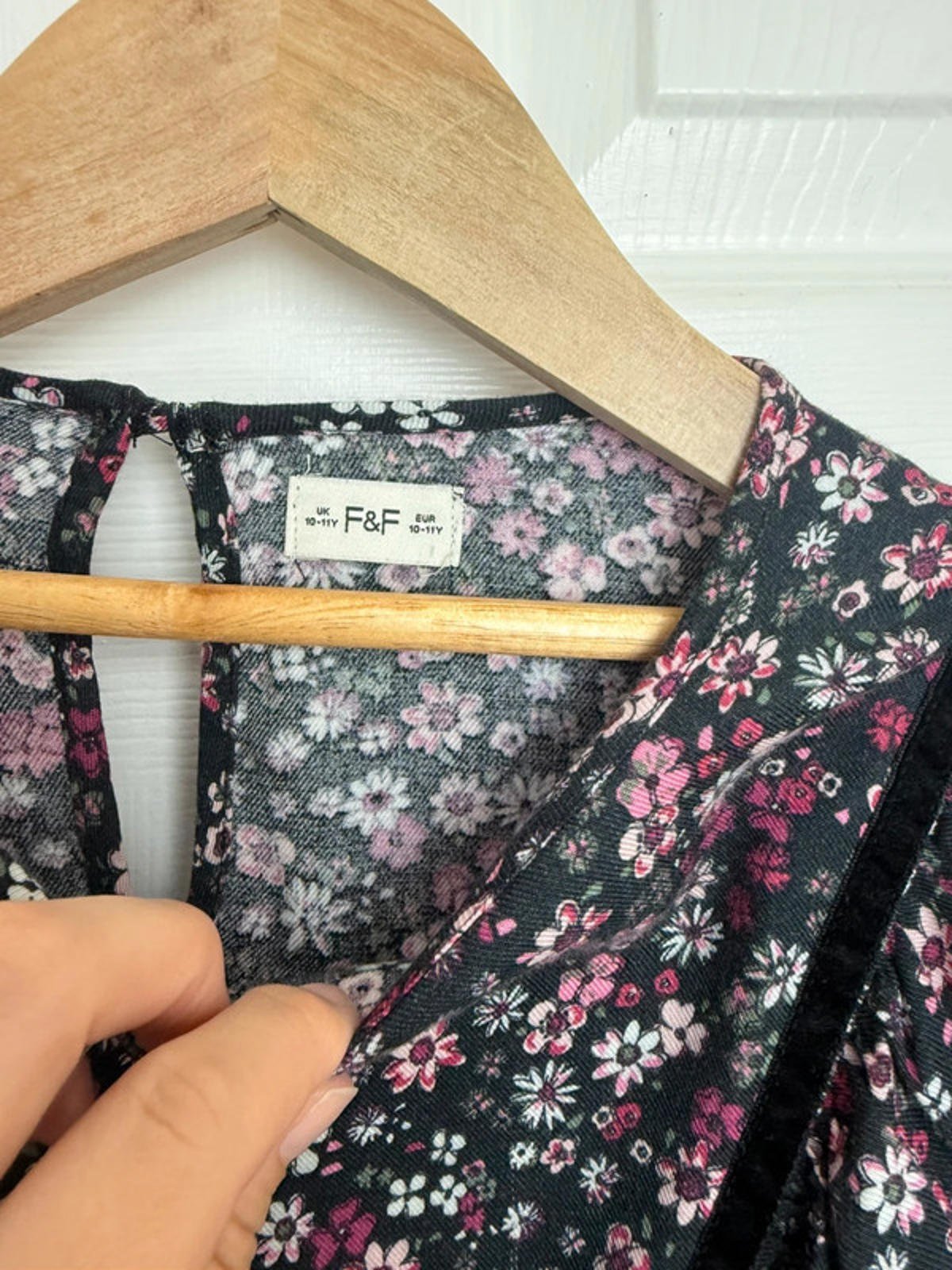 F&F Floral Long Sleeve Dress - Girls 10 - 11 Years - Little Ones Preloved. Second Hand Children's & Preloved Baby, Kids, Girls & Boys Clothes. UK online