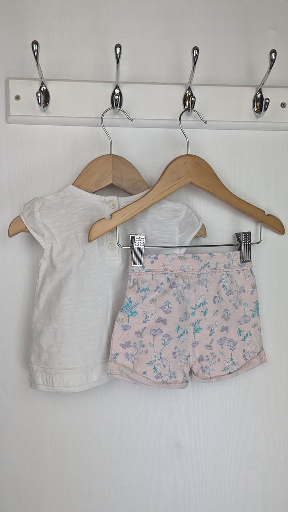 F&F Floral Top & Shorts Outfit - Girls 3-6 Months F&F Used, Preloved, Preworn & Second Hand Baby, Kids & Children's Clothing UK Online. Cheap affordable. Brands including Next, Joules, Nutmeg Morrisons, TU, F&F, H&M.