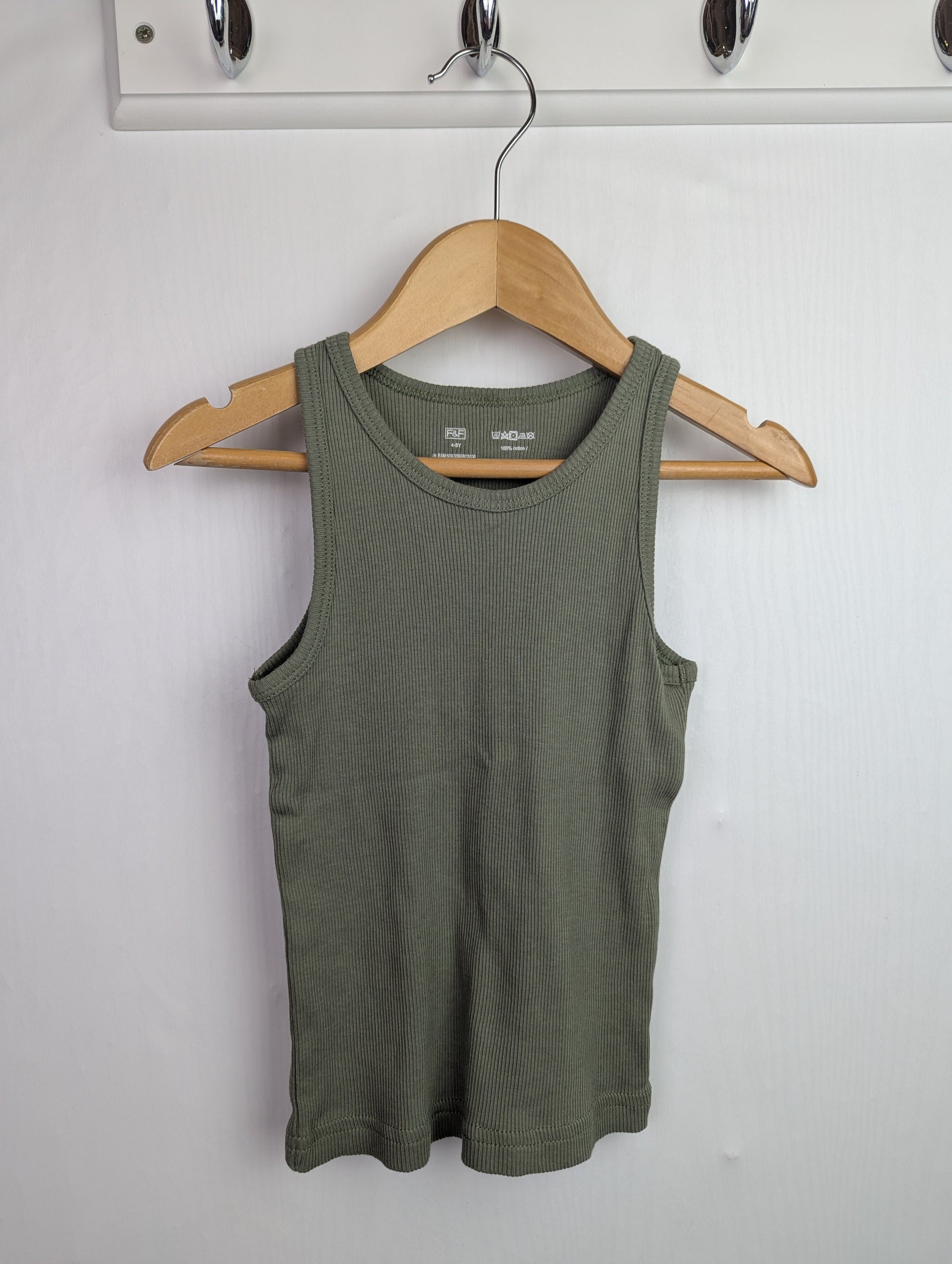 F&F Green Ribbed Vest - Unisex 4 - 5 Years - Little Ones Preloved. Second Hand Children's & Preloved Baby, Kids, Girls & Boys Clothes. UK online