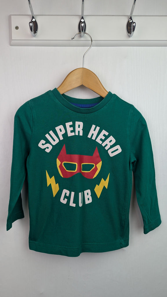 F&F Green Super Hero Club Long Sleeve Top - Boys 12-18 Months F&F Used, Preloved, Preworn Baby, Girls & Boys Clothes. Kids & Children's second hand Clothing UK Online. Cheap affordable. Brands including Next, Joules, Nutmeg Morrisons, TU, F&F, H&M.