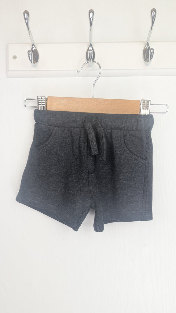 F&F Grey Shorts - Boys 6-9 Months F&F Used, Preloved, Preworn & Second Hand Baby, Kids & Children's Clothing UK Online. Cheap affordable. Brands including Next, Joules, Nutmeg Morrisons, TU, F&F, H&M.