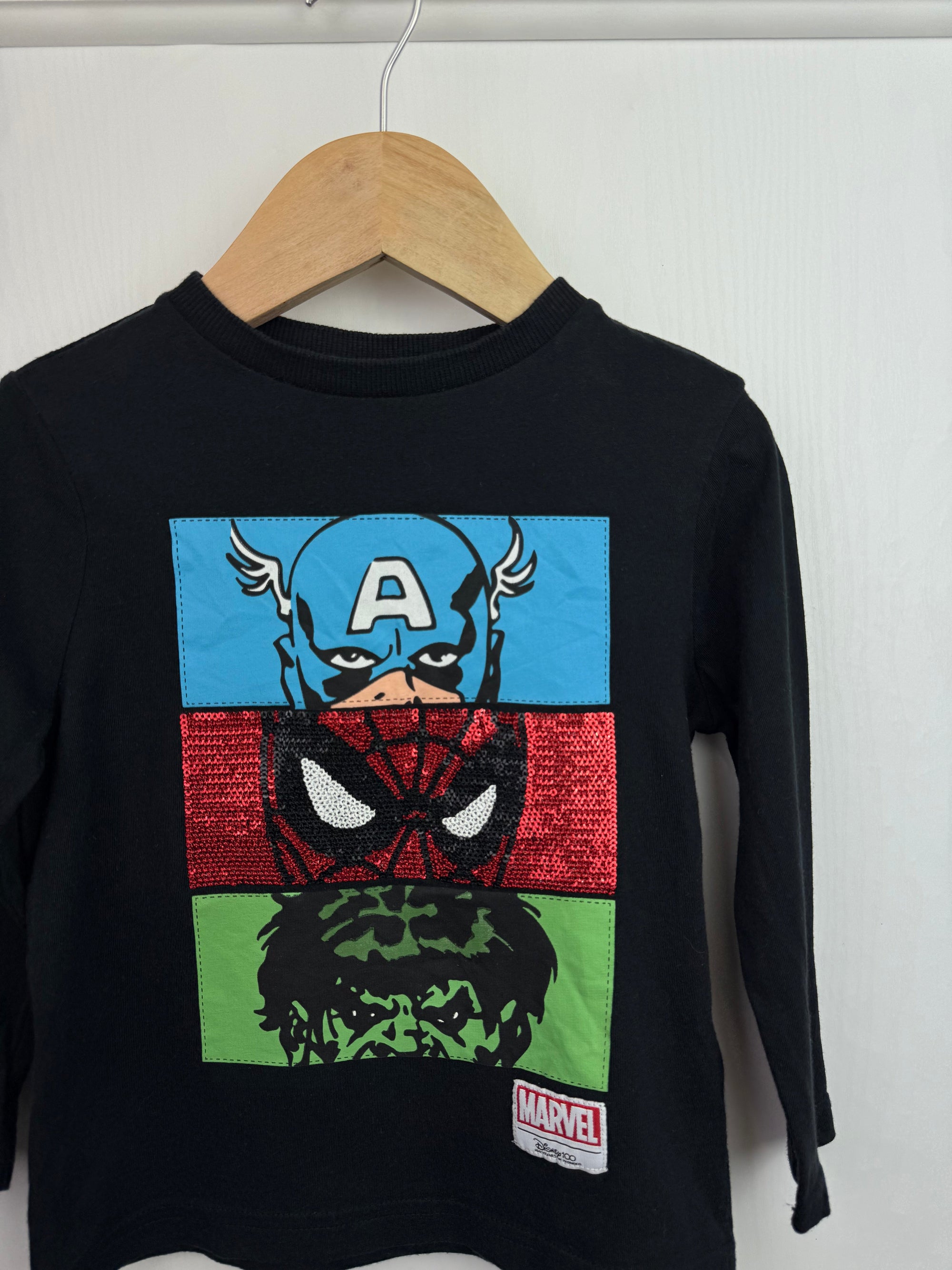 F&F Marvel Long Sleeve Top - Boys 3 - 4 Years - Little Ones Preloved. Second Hand Children's & Preloved Baby, Kids, Girls & Boys Clothes. UK online