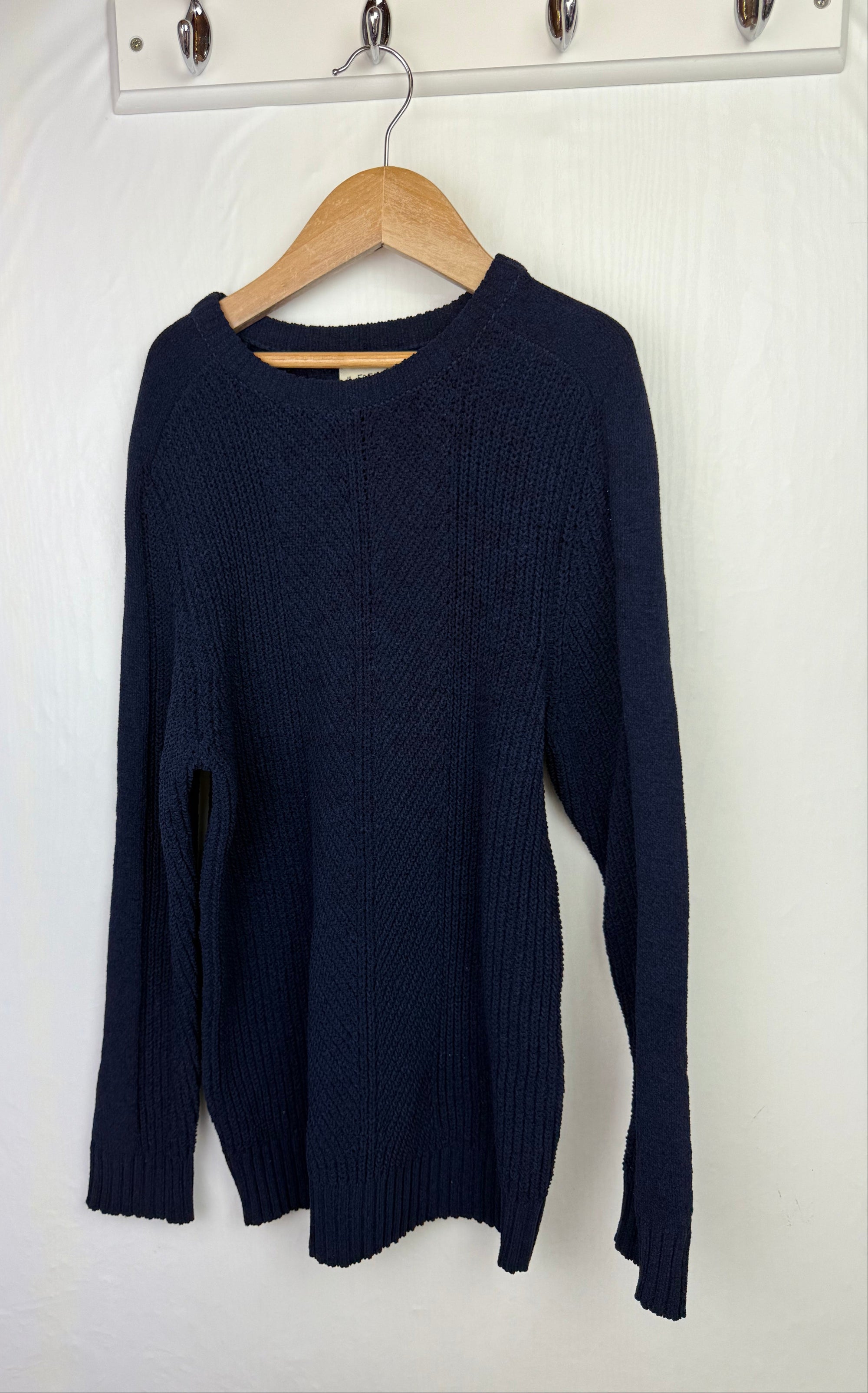 F&F Navy Chunky Knit Jumper - Unisex 11 - 12 Years - Little Ones Preloved. Second Hand Children's & Preloved Baby, Kids, Girls & Boys Clothes. UK online