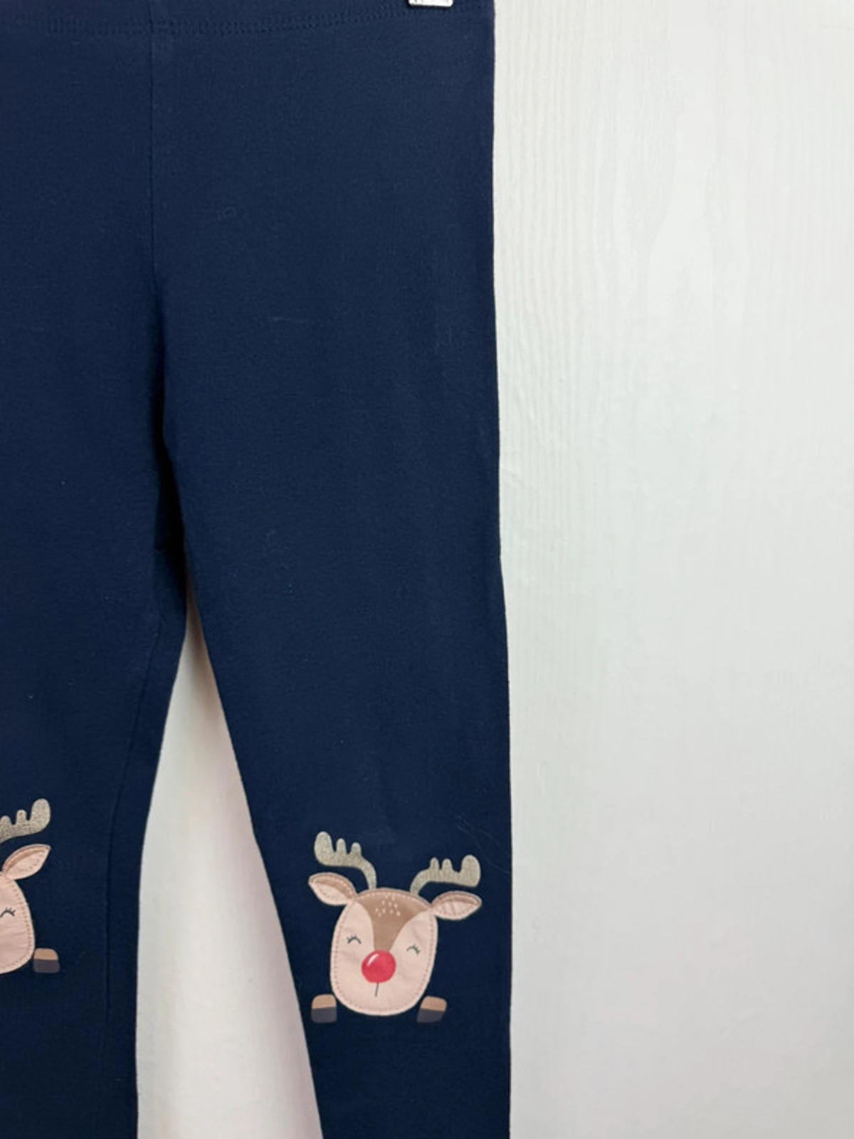 F&F Navy Reindeer Leggings - Girls 6 - 7 Years - Little Ones Preloved. Second Hand Children's & Preloved Baby, Kids, Girls & Boys Clothes. UK online