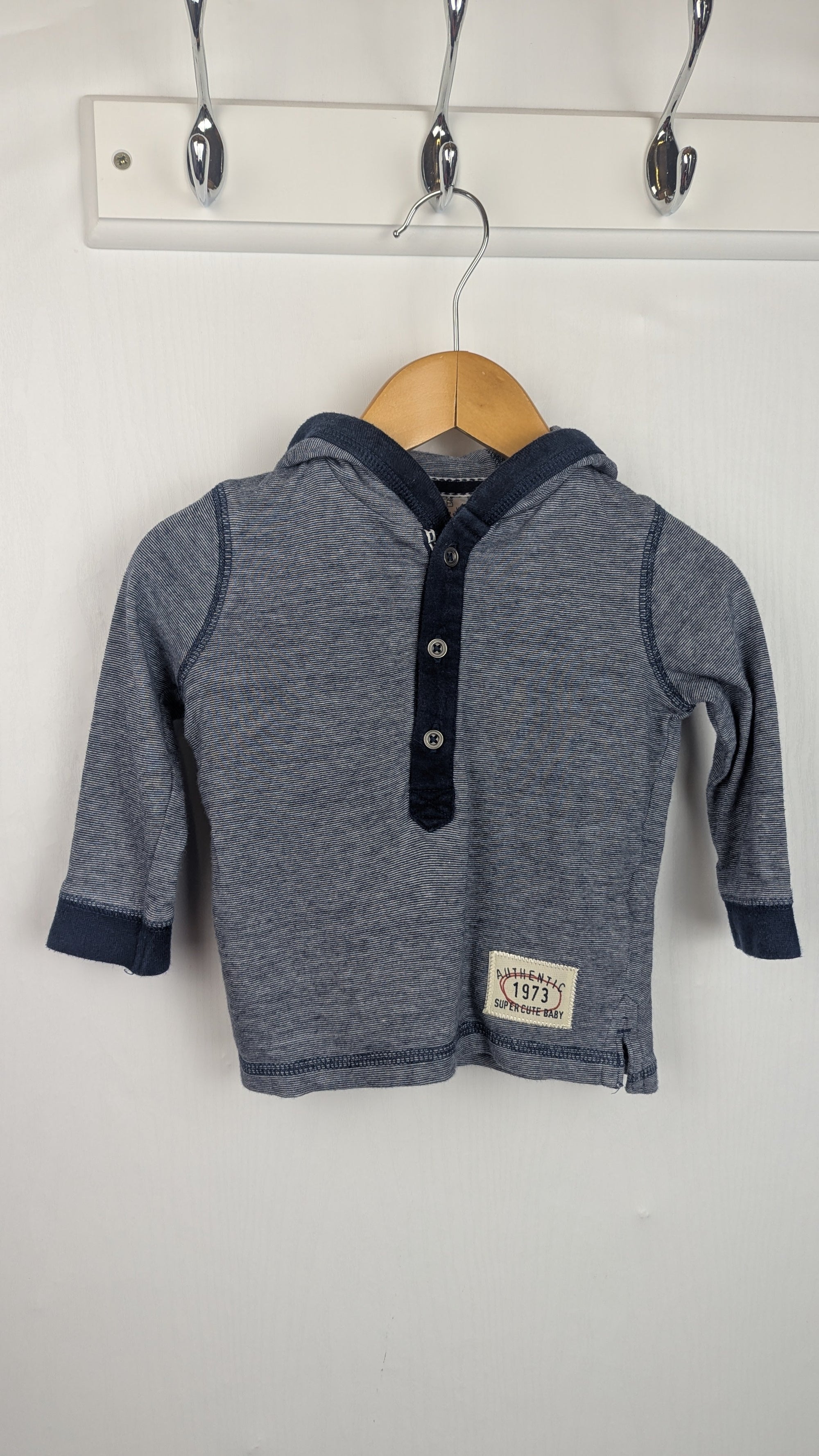 F&F Navy Striped Long Sleeve Top - Boys 3 - 6 Months - Little Ones Preloved. Second Hand Children's & Preloved Baby, Kids, Girls & Boys Clothes. UK online