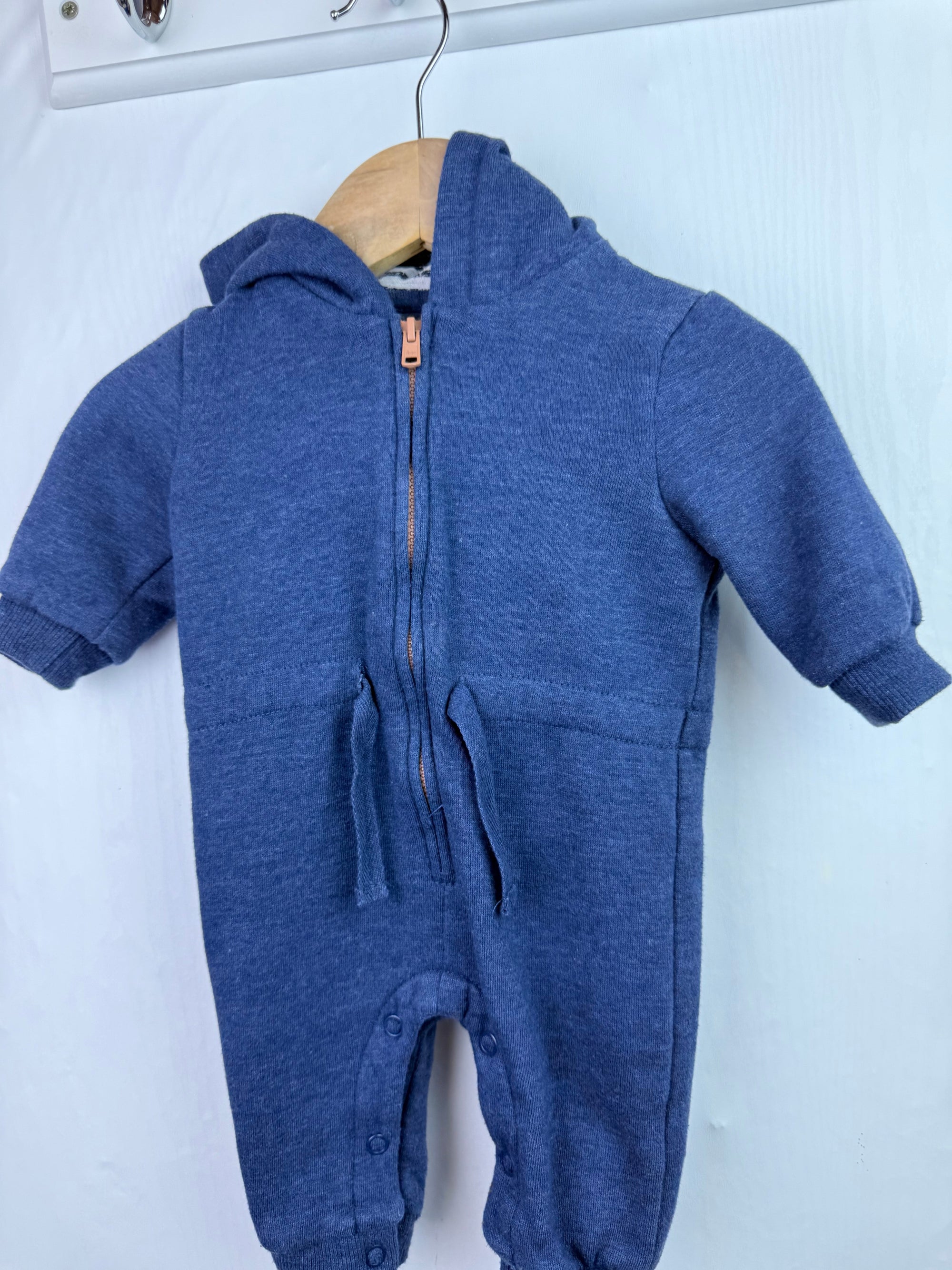 F&F Navy Zip Hoodie Romper - Boys 0 - 3 Months - Little Ones Preloved. Second Hand Children's & Preloved Baby, Kids, Girls & Boys Clothes. UK online