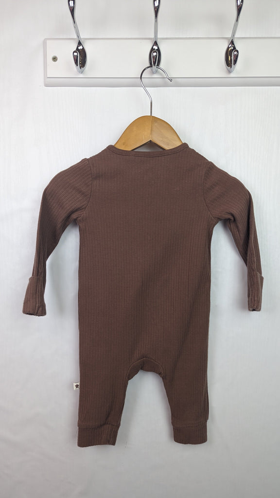 F&F Neutral Brown Ribbed Romper - Unisex 0-3 Months F&F Used, Preloved, Preworn & Second Hand Baby, Kids & Children's Clothing UK Online. Cheap affordable. Brands including Next, Joules, Nutmeg Morrisons, TU, F&F, H&M.