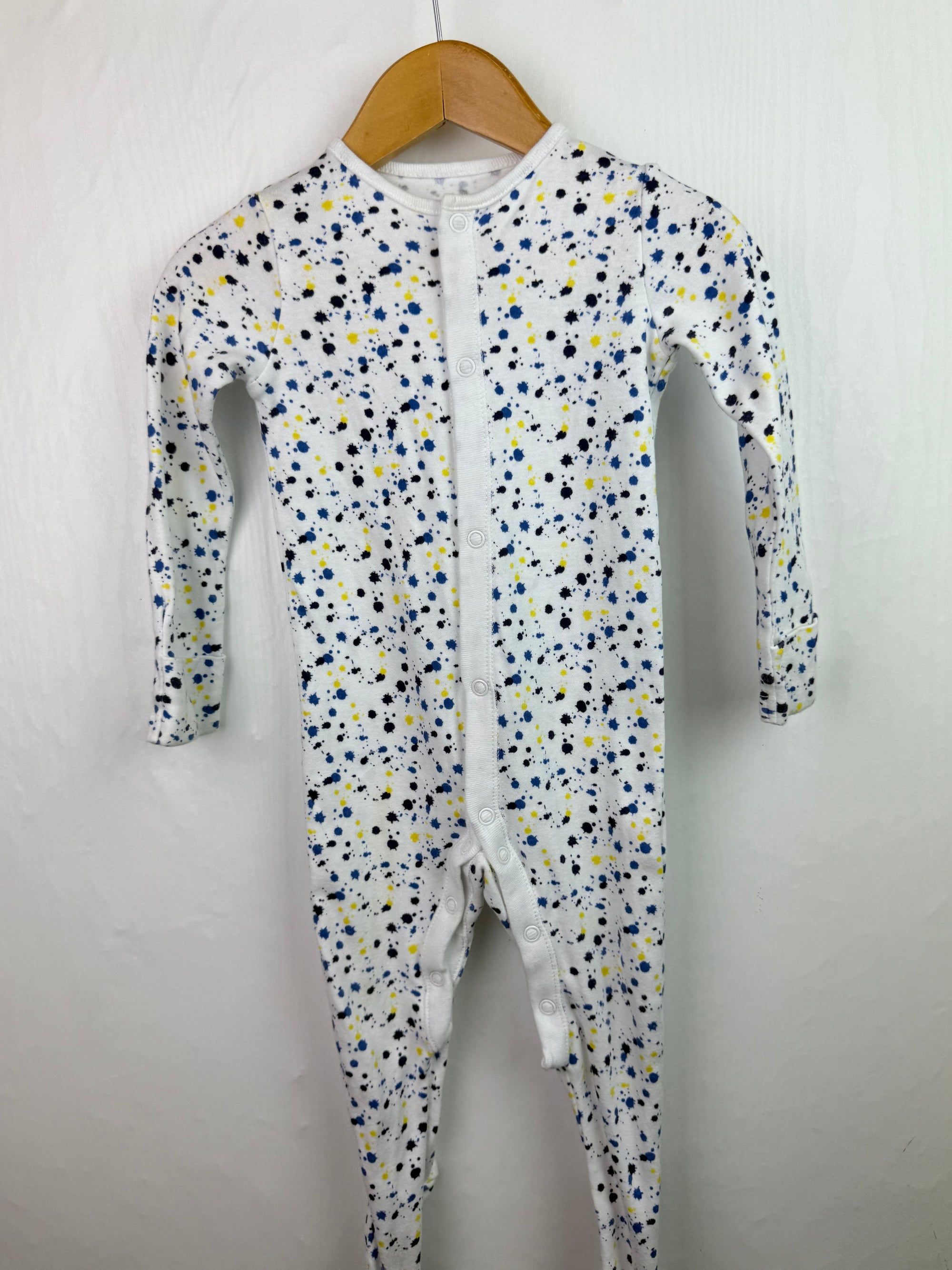 F&F Paint Splitter Sleepsuit - Boys 6 - 9 Months - Little Ones Preloved. Second Hand Children's & Preloved Baby, Kids, Girls & Boys Clothes. UK online