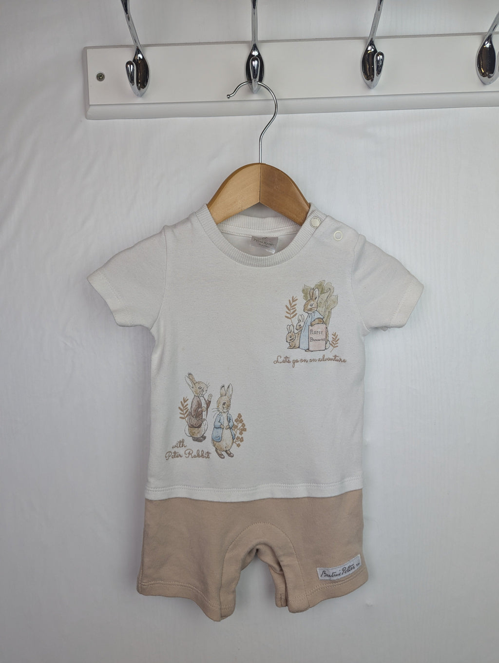 F&F Peter Rabbit Romper - Boys 0 - 3 Months - Little Ones Preloved. Second Hand Children's & Preloved Baby, Kids, Girls & Boys Clothes. UK online