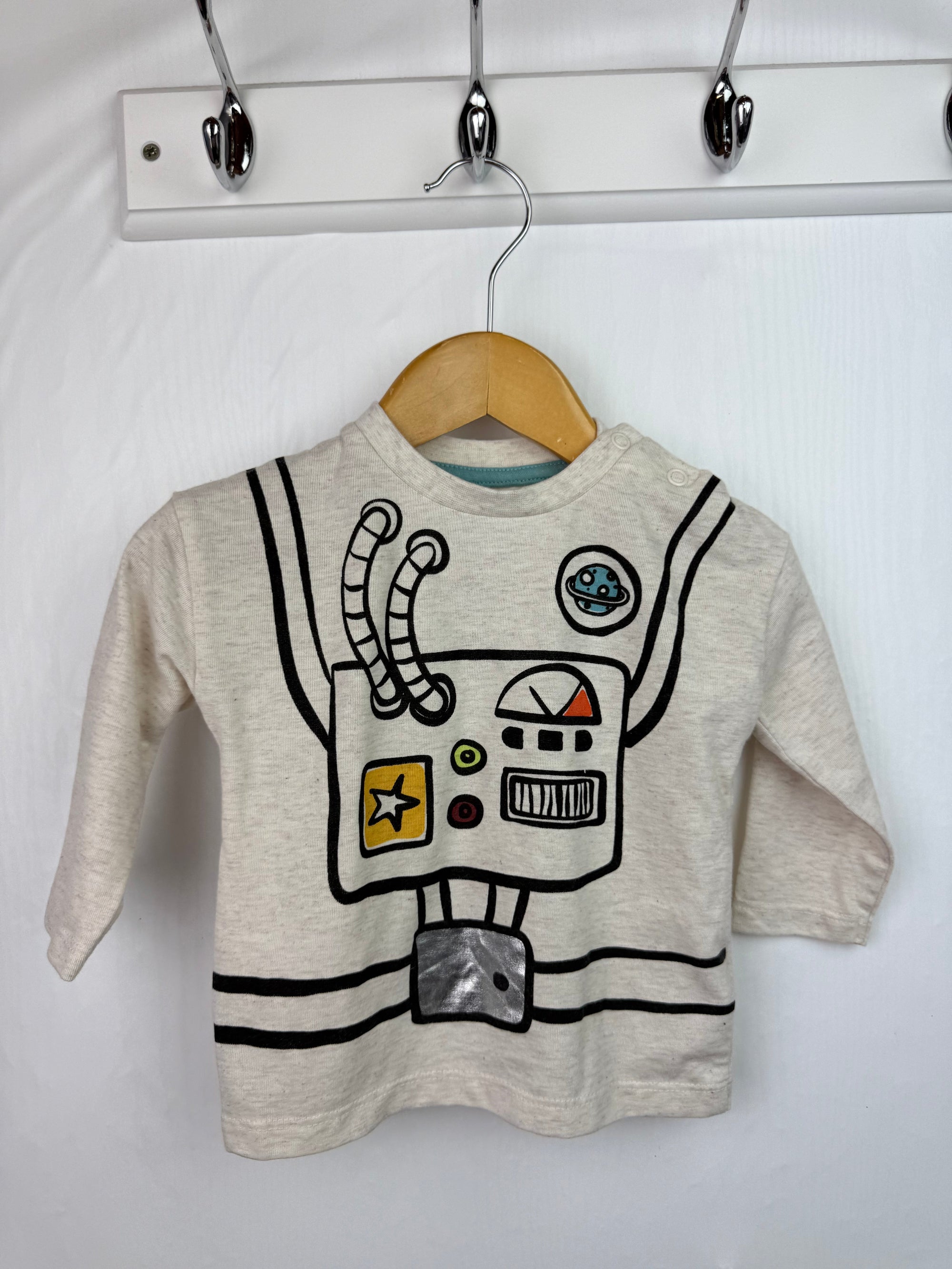 F&F Robot Long Sleeve Top - Boys 3 - 6 Months - Little Ones Preloved. Second Hand Children's & Preloved Baby, Kids, Girls & Boys Clothes. UK online